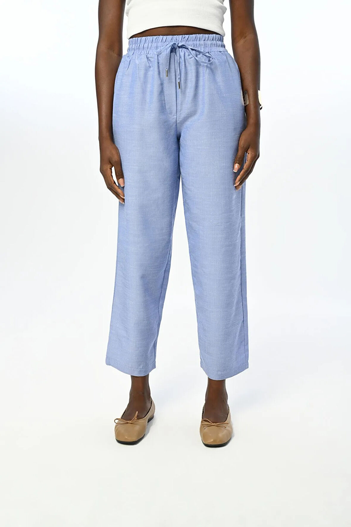 KADIN BELİ LASTİKLİ REGULAR DÜZ RENK PANTOLON