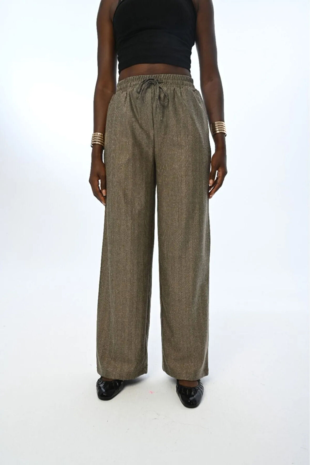 KADIN BELİ LASTİKLİ BOL PAÇA İNCE ÇİZGİLİ SİMLİ PANTOLON