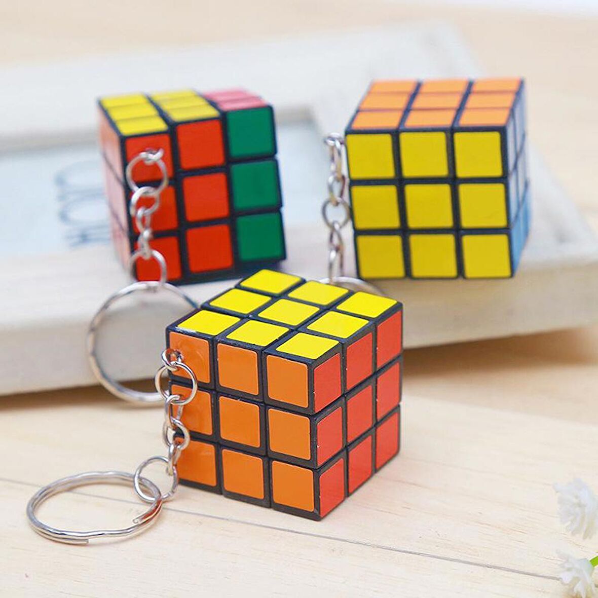 Zeka Küpü Mini Anahtarlık , Rubik Zeka Küpü (sabır Küpü) 3x3 cm - 1 Adet