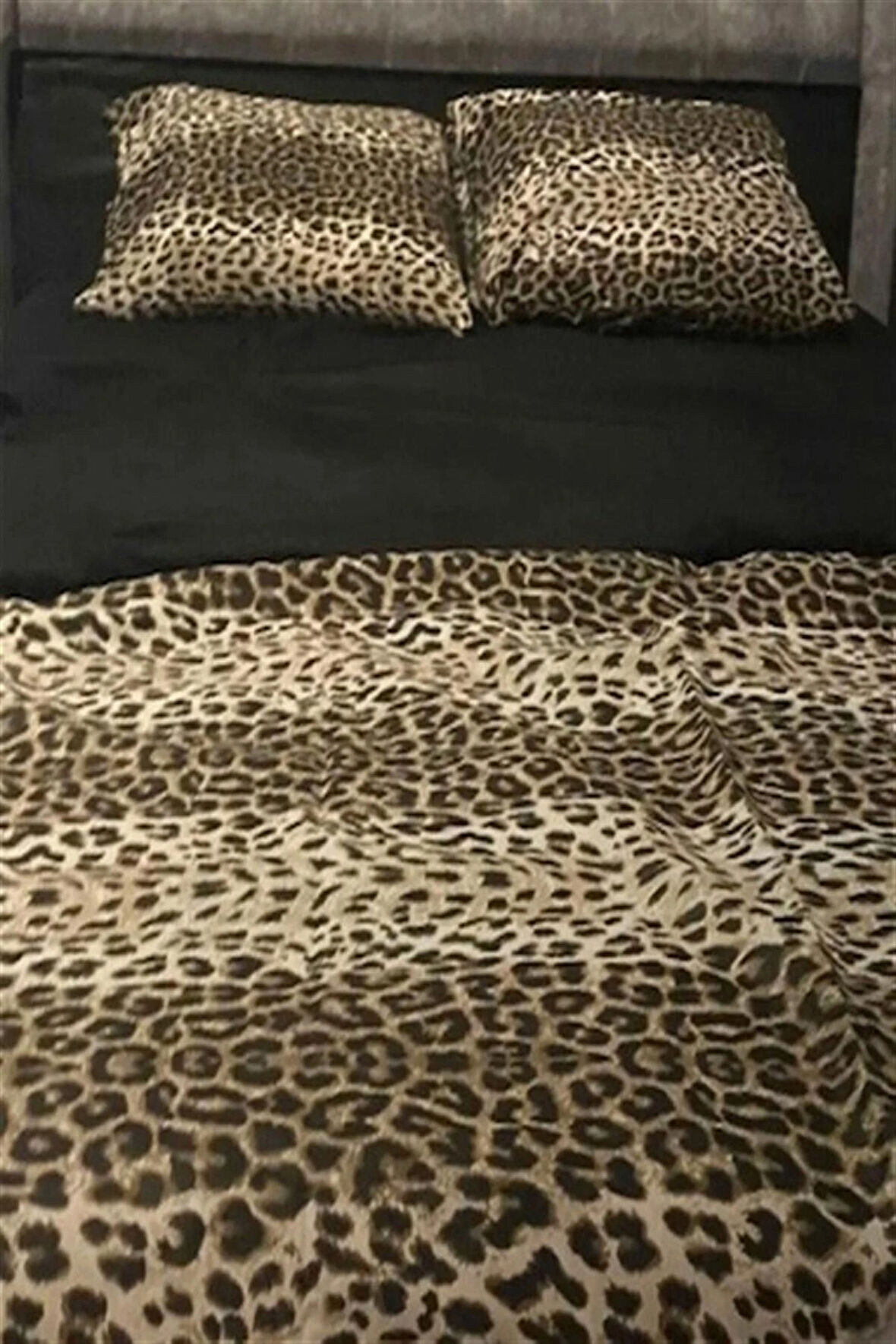 More Home  Tek Kişilik Lastikli Çarşaf  Nevresim Takımı  Leopar Desenli Siyah Kombin
