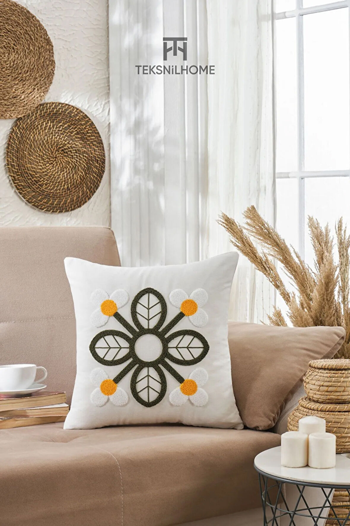 Punch Nakışlı Papatya Desenli Kırlent Kılıfı Dekoratif Yastık Kılıfı