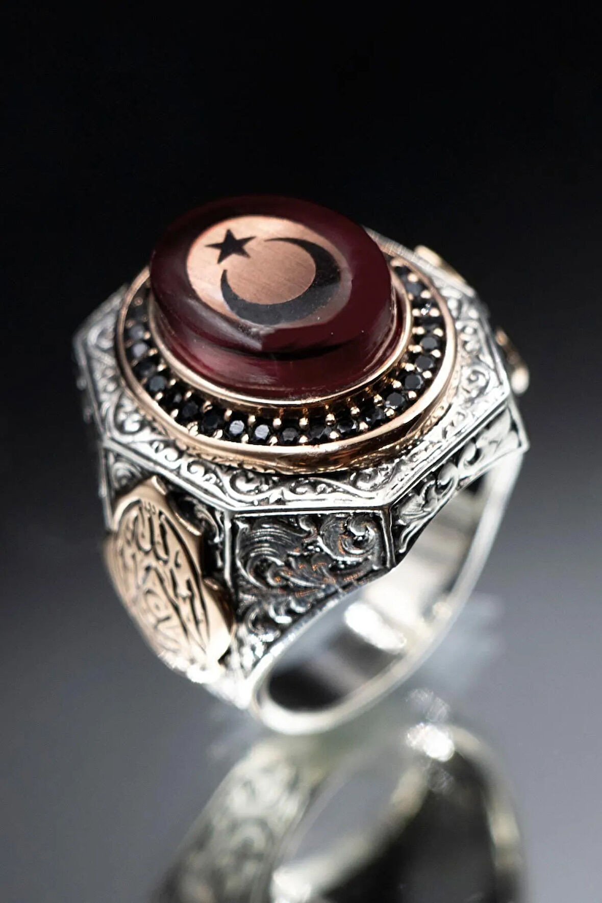 Kehribar Taşlı Ay Yıldız Bayrak Işlemeli 925 Ayar Erkek Gümüş Yüzük