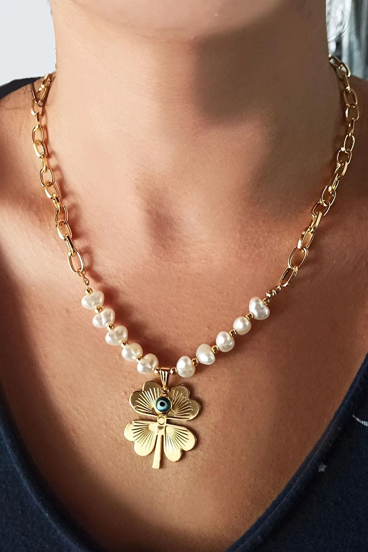 Gold Kaplama Altın Renk Inci Kalpli Nazar Boncuklu Yonca Bijuteri Zincirli Kolye