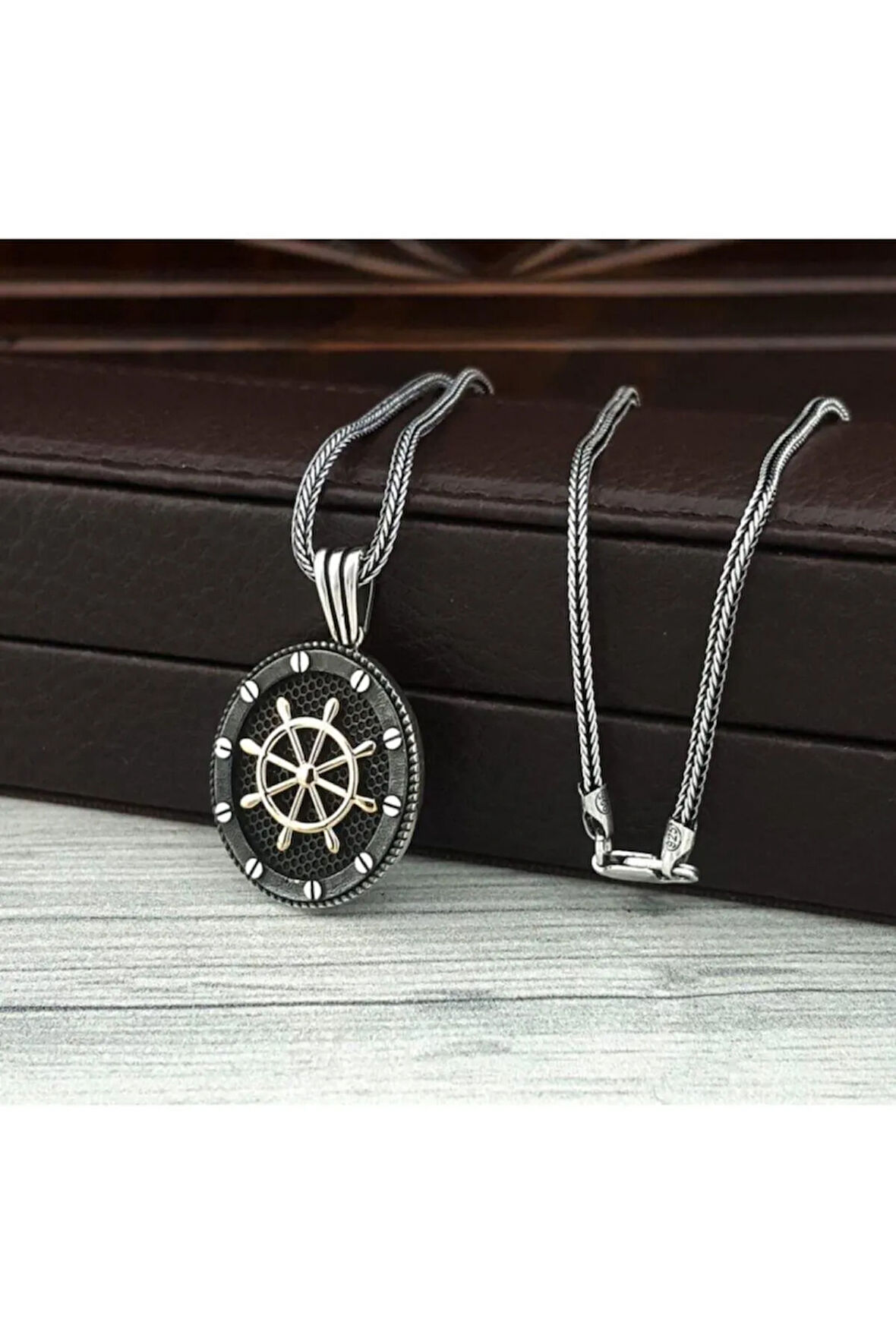 Dümen Oval Model Gümüş Erkek Kolye