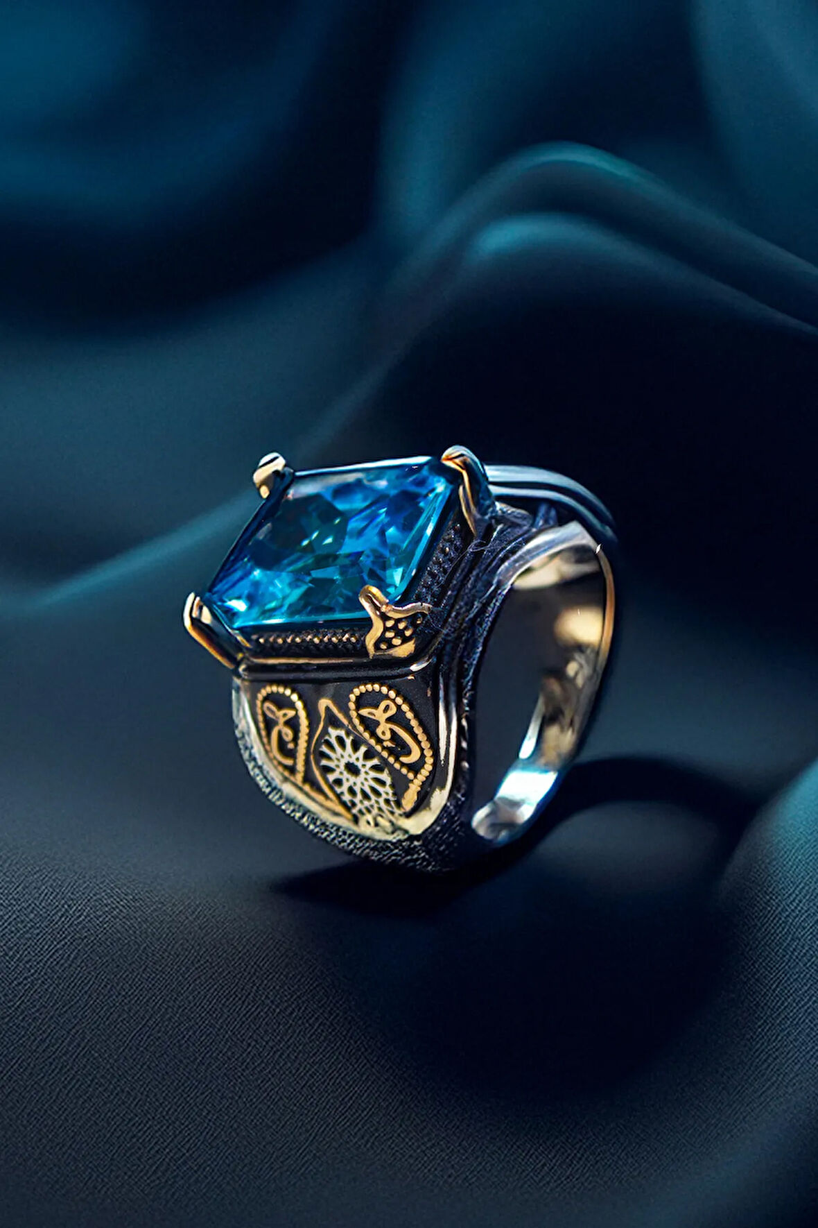 Aquamarine ve Siyah Taşlarla Süslenmiş Erkek Gümüş Yüzük 925 Ayar Kalite