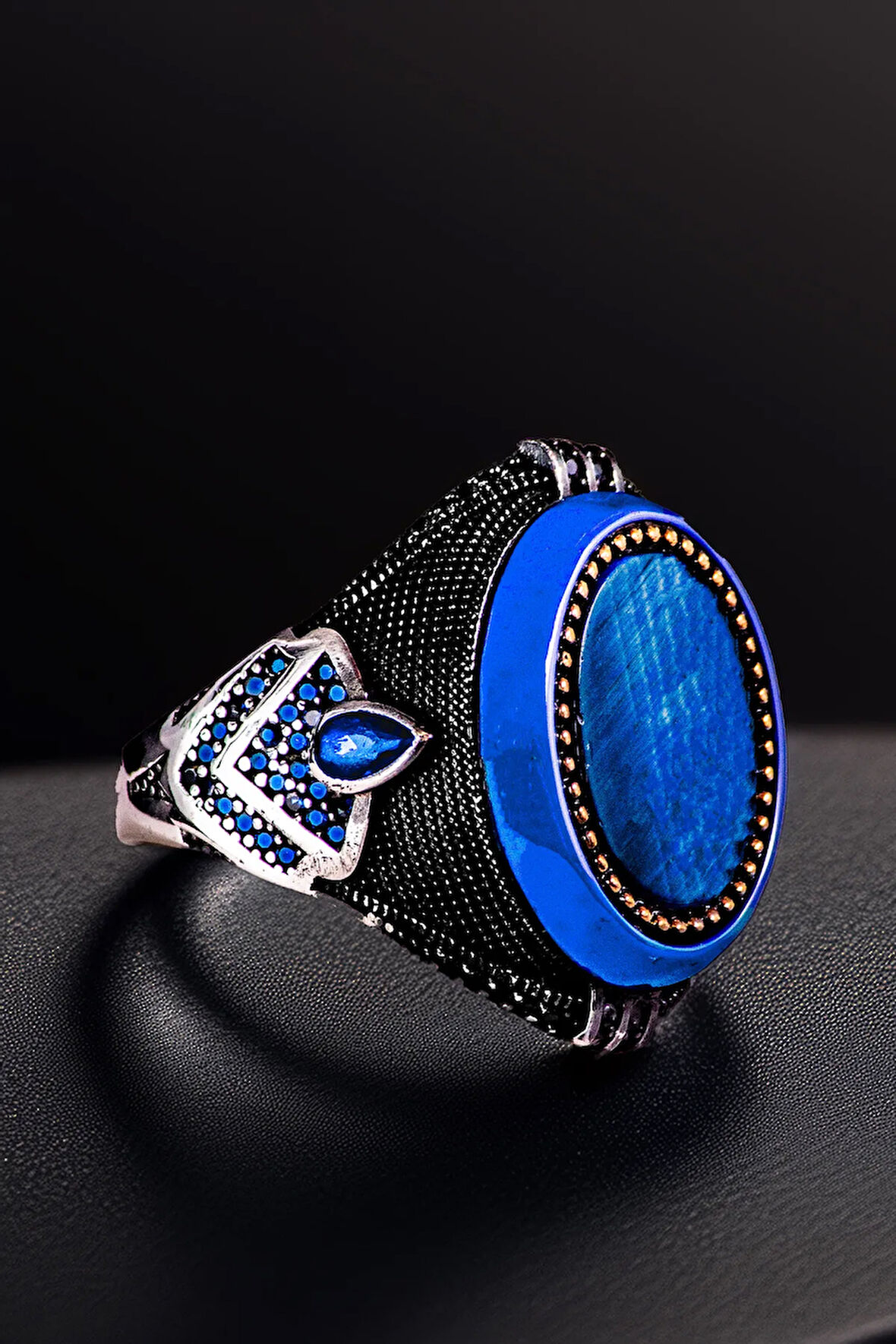 Erkek Kehribar Detaylı Mavi Kaplan Gözü Ve Yanı Damla Model Safir Taşlı 925 Ayar Gümüş Yüzük