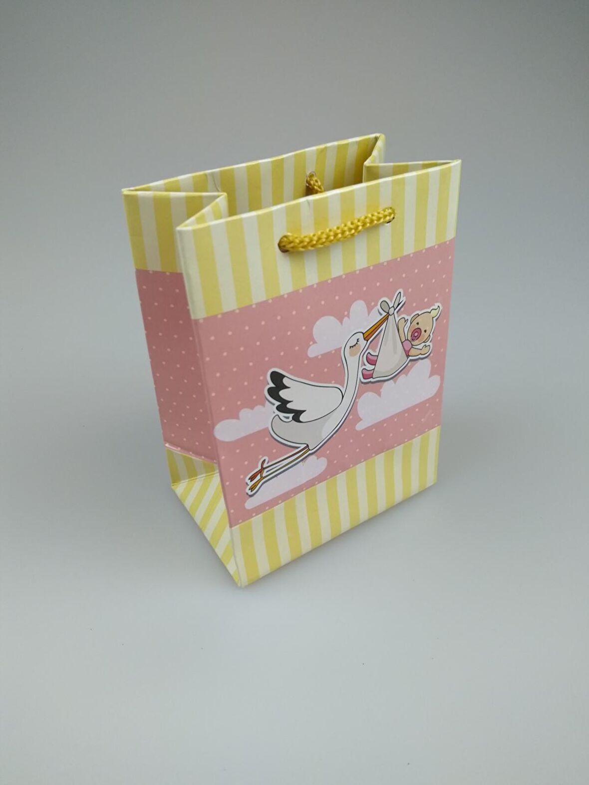 KARTON ÇANTA LEYLEKLİ PEMBE 8CM X 11CM - 1 ADET