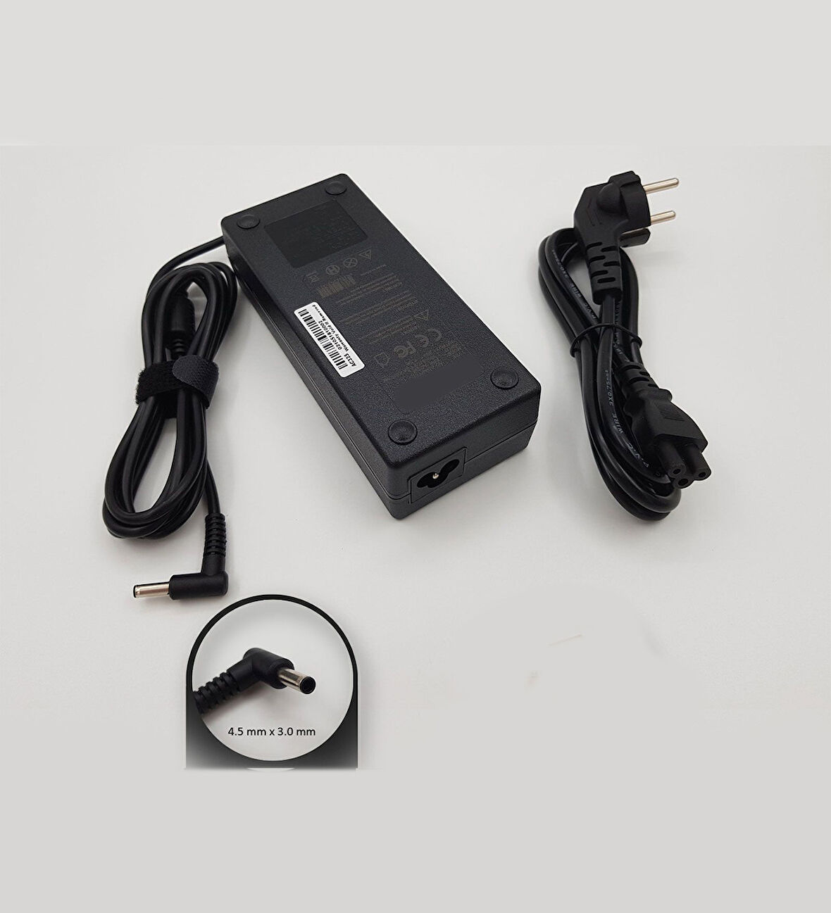 MSI Sword 15 A11UD(MS-1582) 20V 7.5A 150W 4.5X3.0mm Notebook Adaptör Laptop Şarj