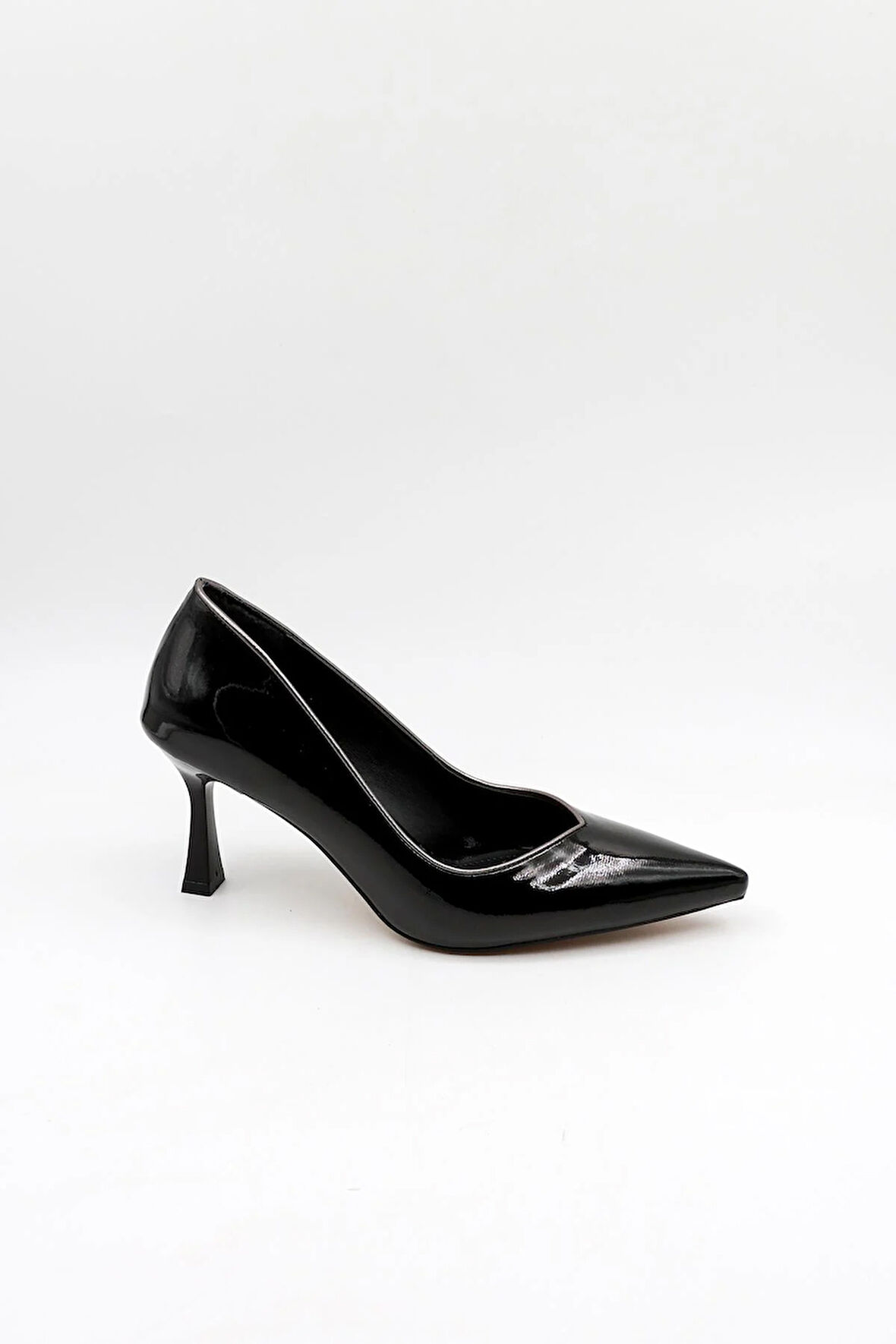 Park Moda Kadın Klasik Topuklu Ayakkabı PM537 K1501 - Siyah Rugan