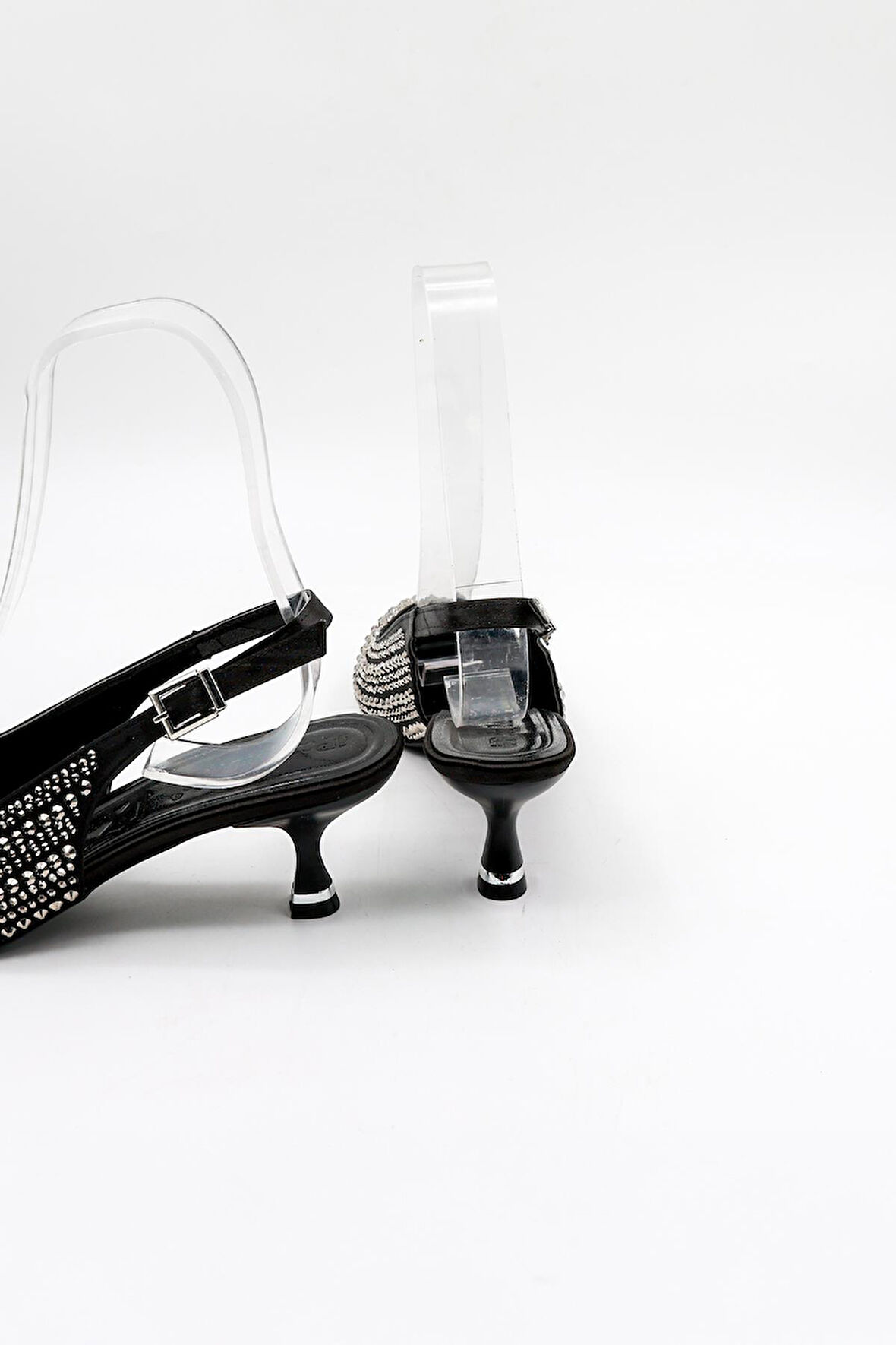 Park Moda Taşlı Kadın Sivri Burun İnce Topuklu Abiye Ayakkabı PM474 Siyah Saten