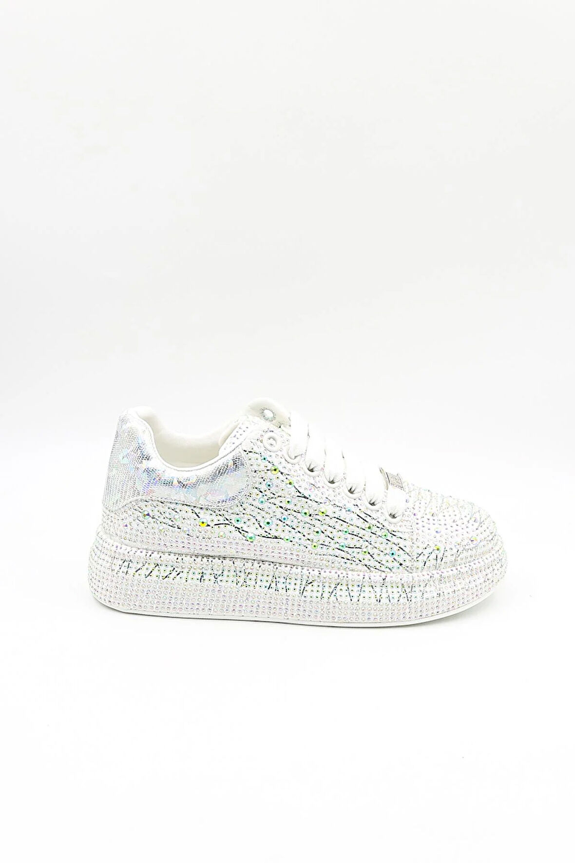 Guja İthal Taş Detaylı Bağcıklı Sneakers Kadın Spor Ayakkabı GJ451 Beyaz