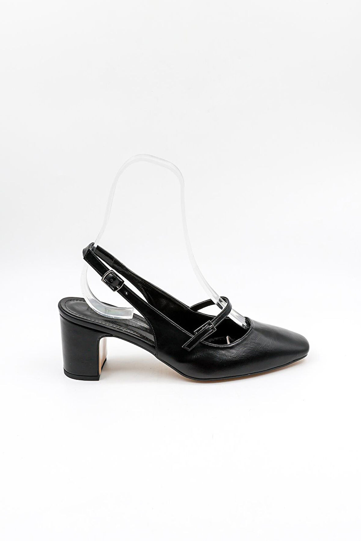 Park Moda Arkası Açık Kemerli Rahat Kadın Ayakkabı PM207 Siyah Cilt