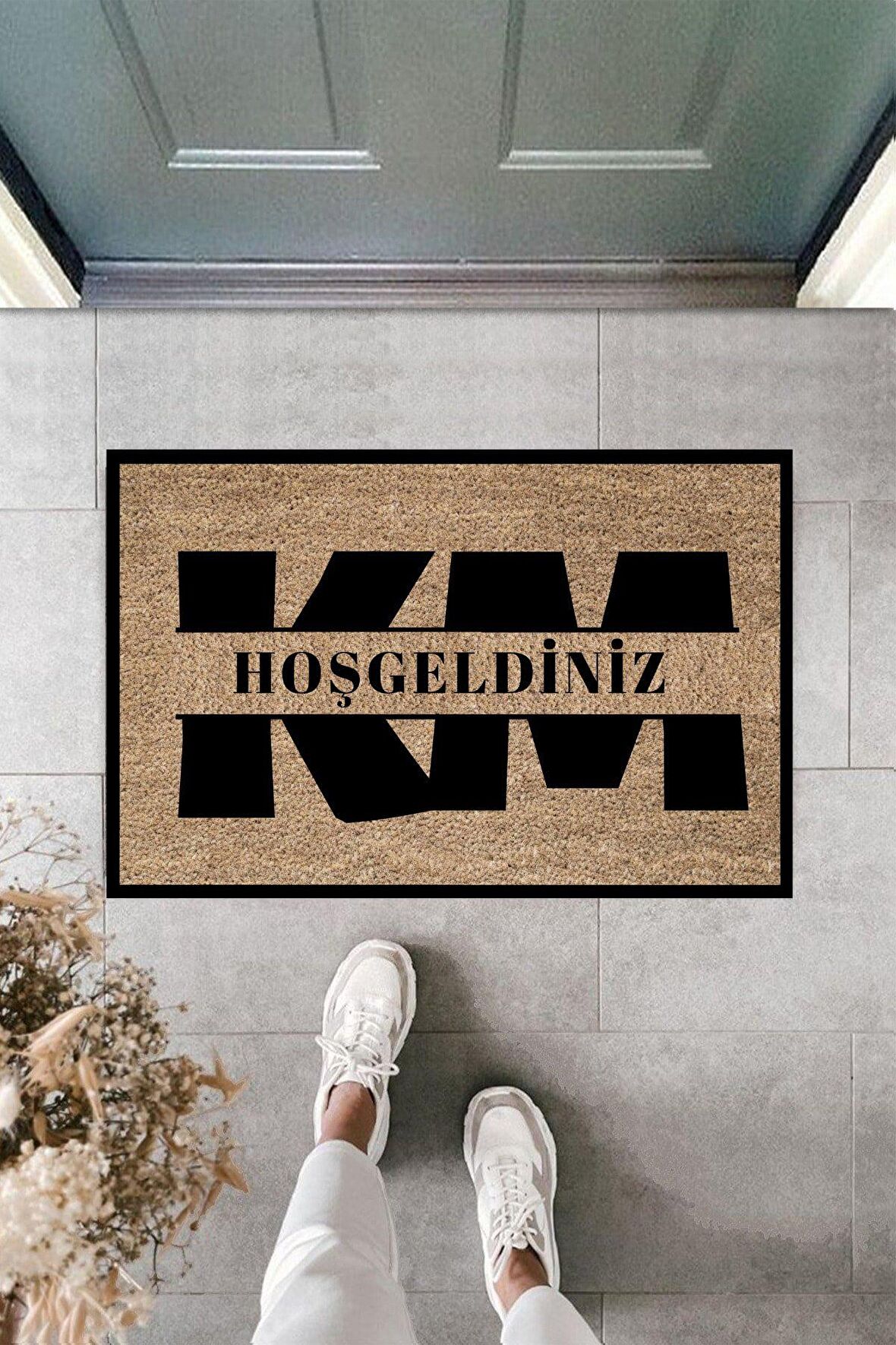 Modern Paspas - Baş Harf ile Ortasında Hoş geldiniz Temalı - Kişisel Tasarım Kapı Önü Paspası