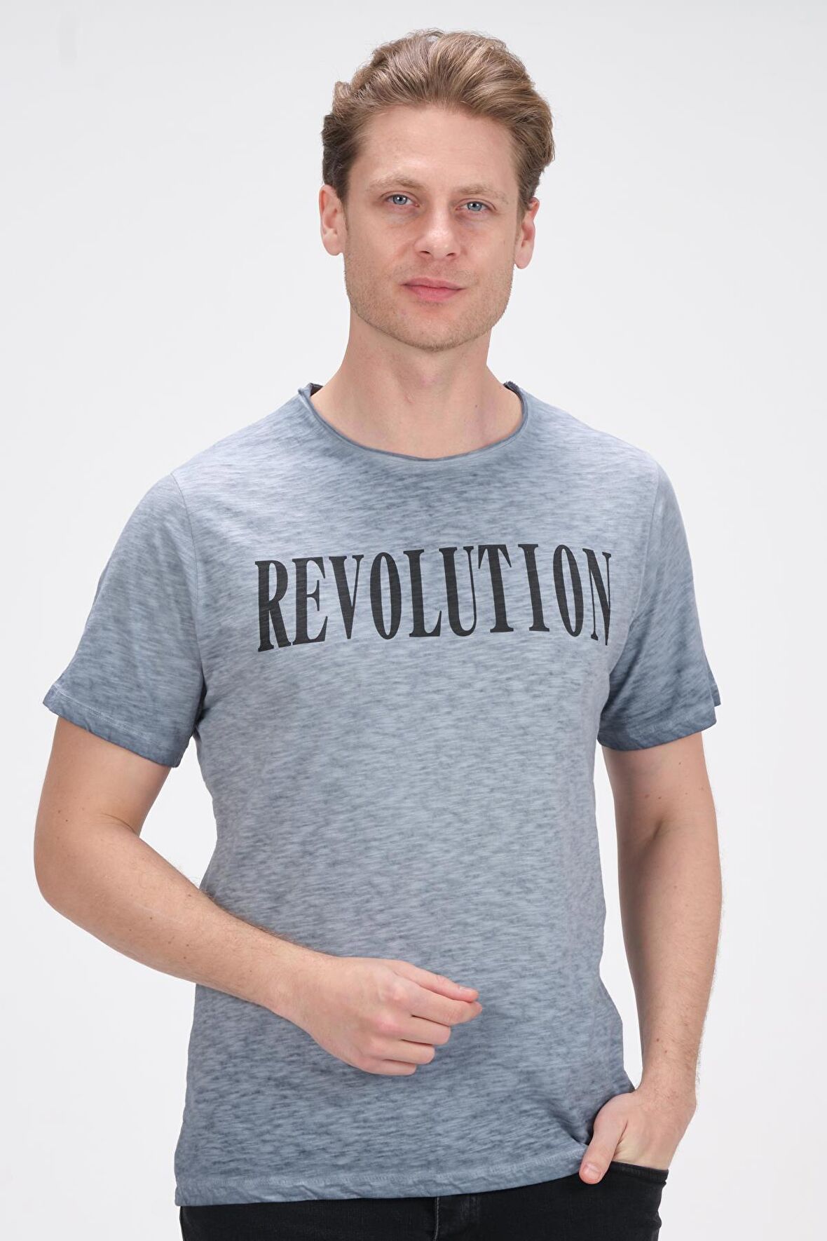Erkek Bisiklet Yaka Yıkamalı Önü Baskılı Pamuklu Kısa Kollu T-Shirt