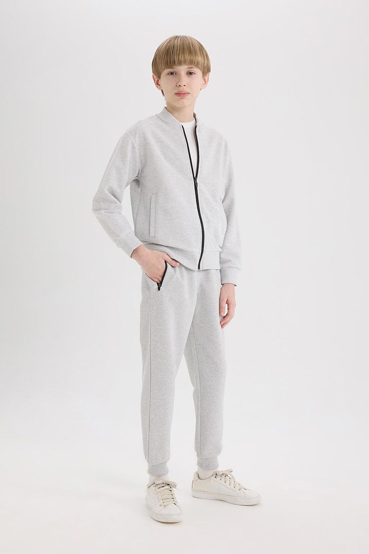 DeFacto Erkek Çocuk Beli Paçası Lastikli Pike Basic Düz Eşofman Altı B5755A825SPGR400