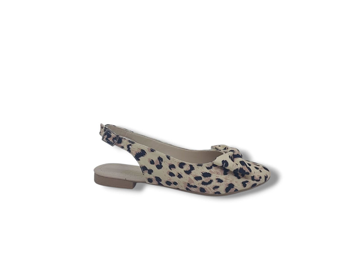 Zerhan 200 Kadın Ten Fiyonklu Leopar Desenli Arkası Açık Babet Ayakkabı