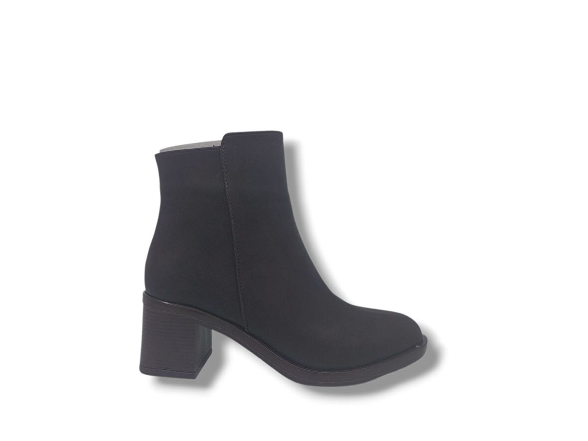 Zerhan 1499 Kadın Siyah Fermuarlı Kalın Topuklu Bot