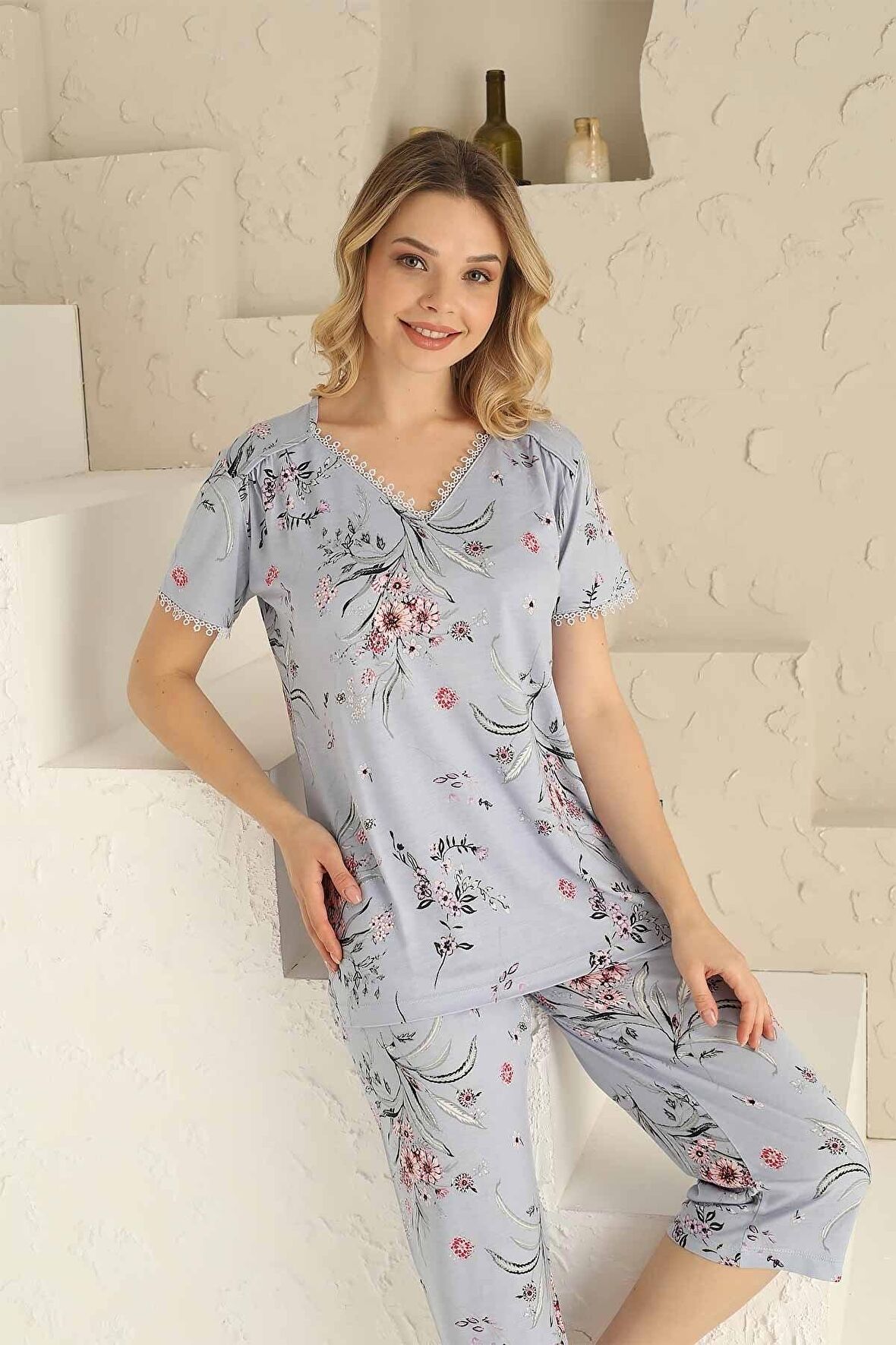 Dreamy Likralı Dantel Detaylı Çiçek Desenli Bermuda Kapri Takım