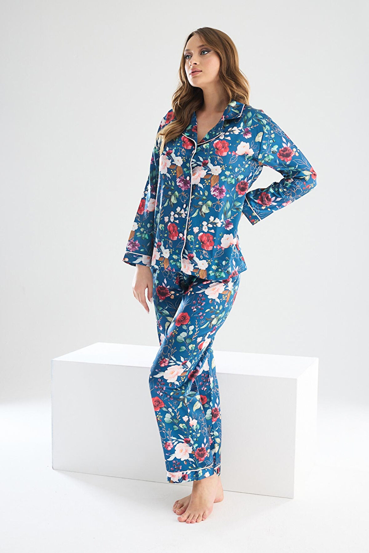Faryanight İpek Saten Uzun Kollu Çiçek Desenli Biyeli Gömlek Pijama Takımı