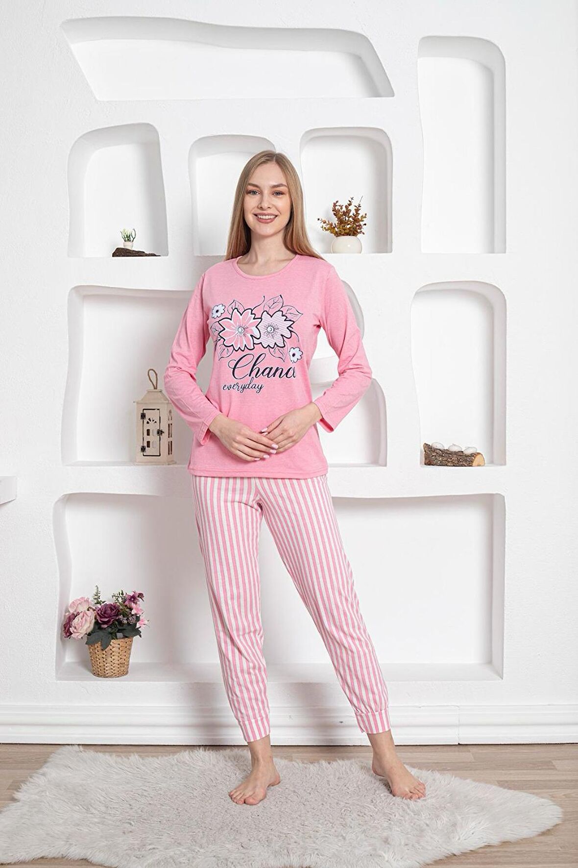 Dreamy Pamuklu Uzun Kollu Desenli Paça Manşetli Pijama Takımı