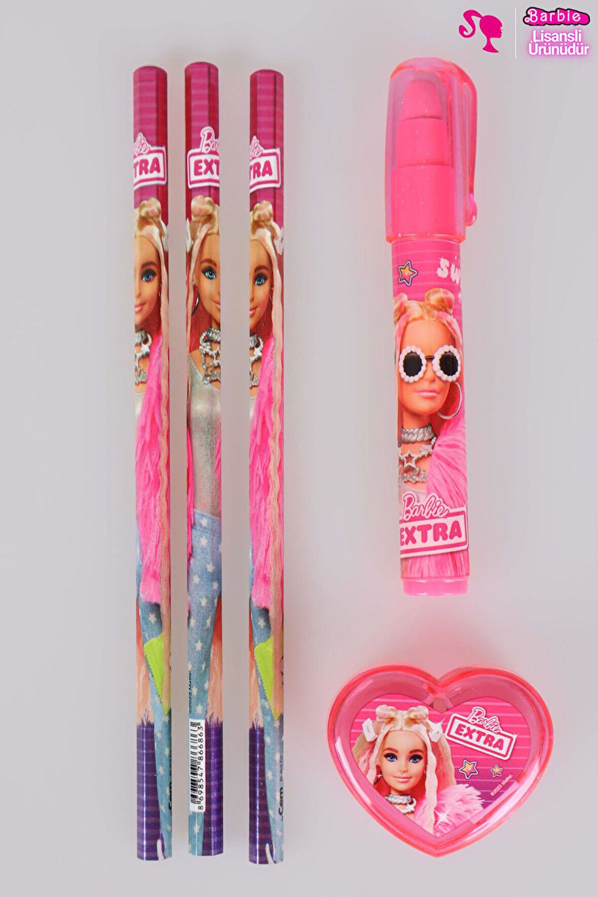 DEKOMUS İLE LİSANSLI BARBIE 3 ADET KURŞUN KALEM,ROKET SİLGİ VE KALPLİ KALEMTRAŞ SETİ