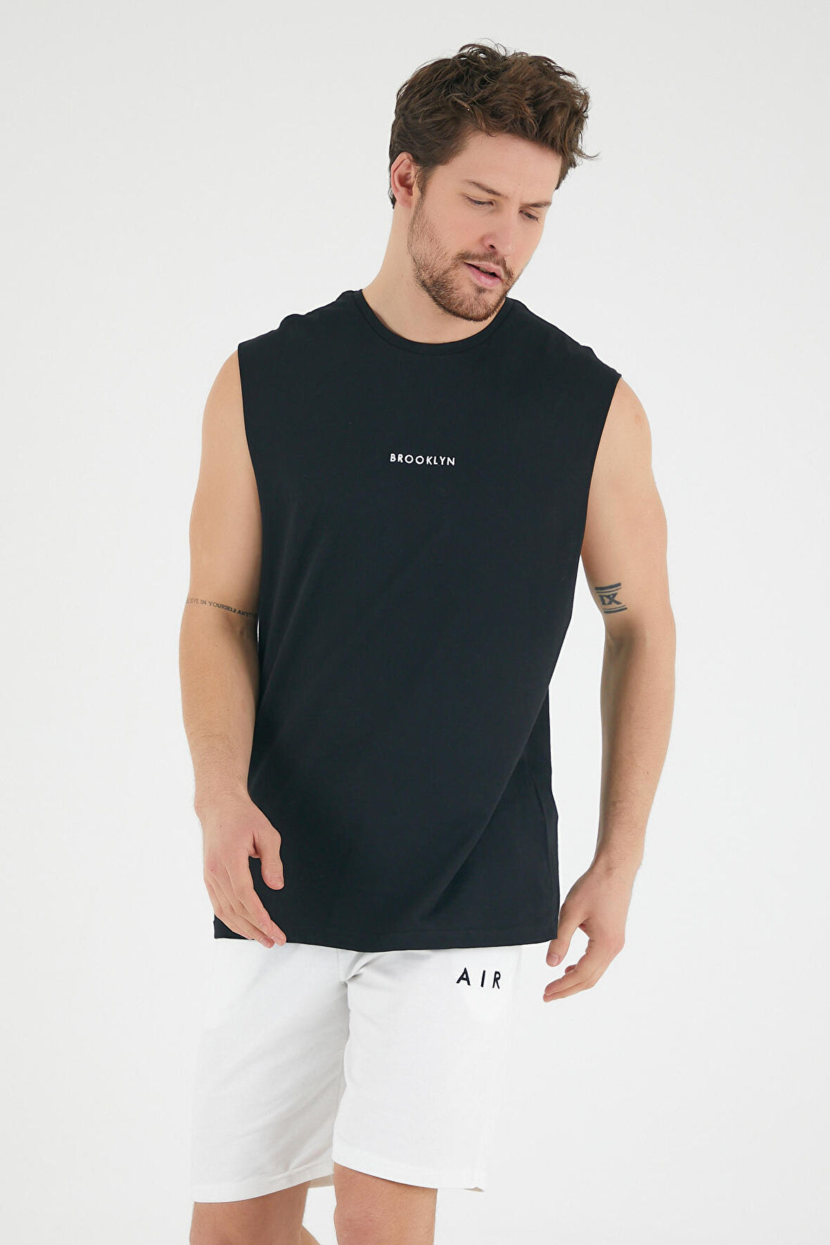 spr22ts122 Bisiklet Yaka Brooklyn Nakışlı Tshırt