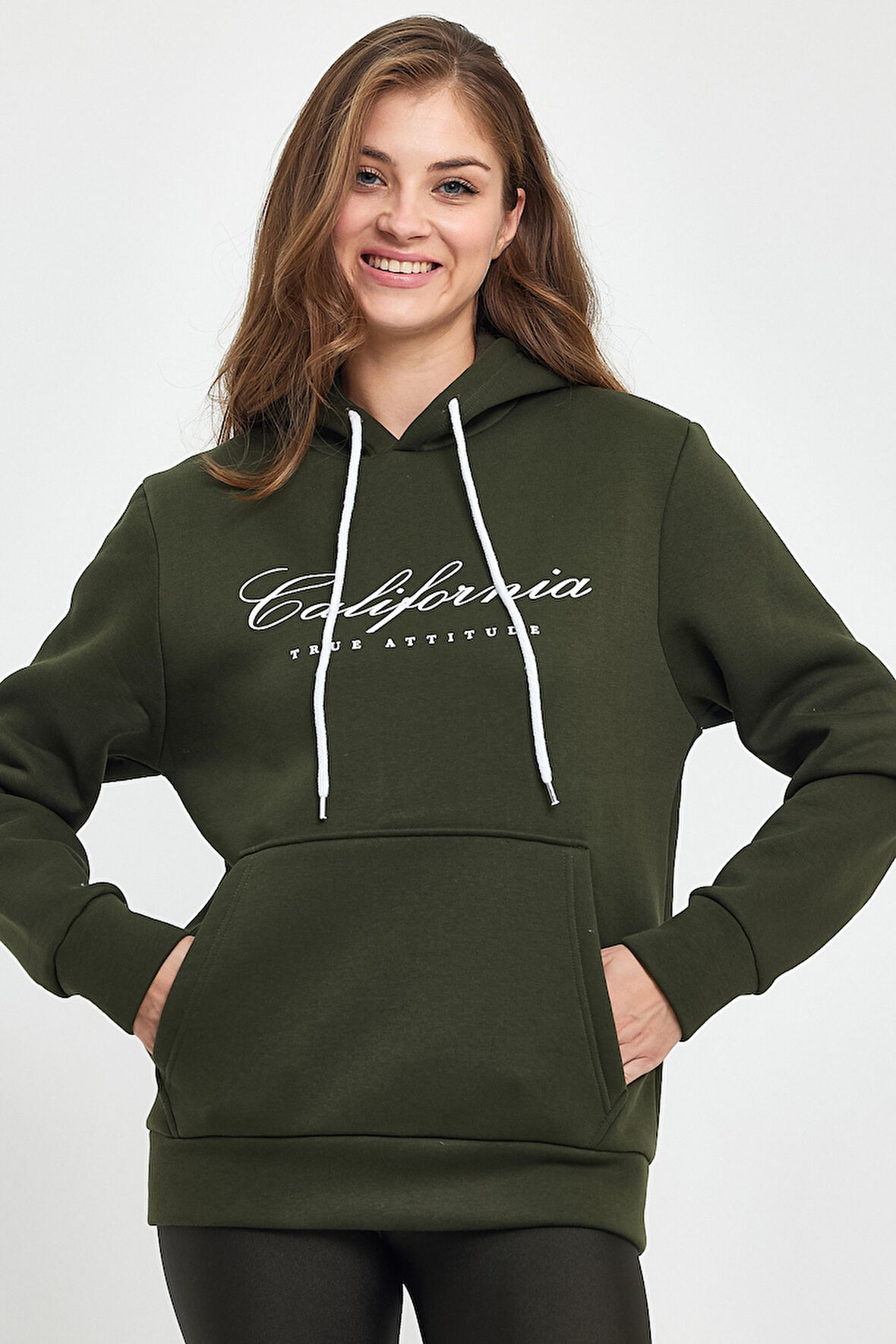 Süperlife Kadın Kapşonlu Rahat Kalıp İçi Polarlı 3 iplik Kanguru Cepli Californıa Baskılı Swetashırt spr24swk03