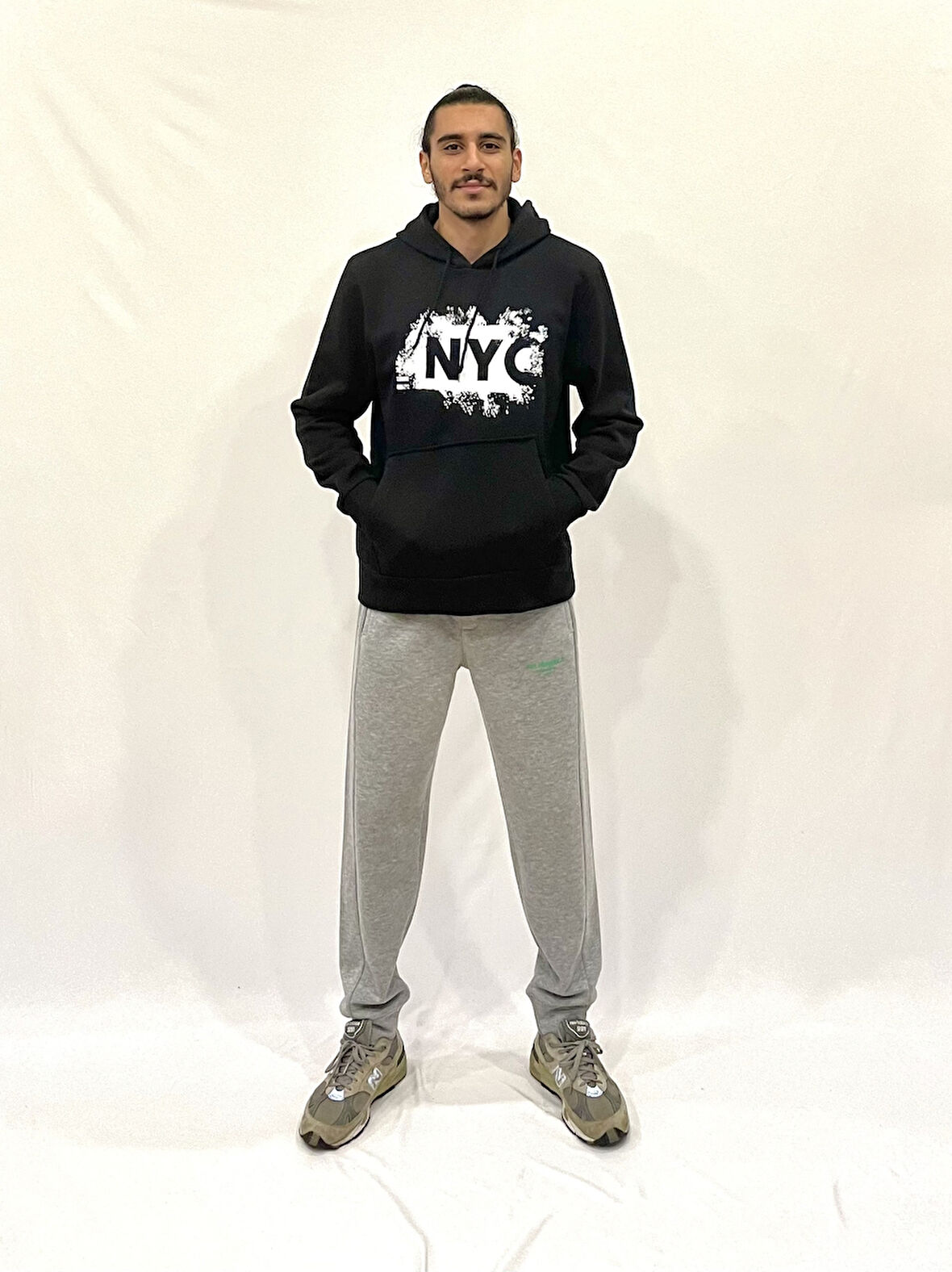 Erkek Kapşonlu Rahat Kalıp İçi Polarlı 3 iplik NYC Baskılı SweatShırt spr24sw09