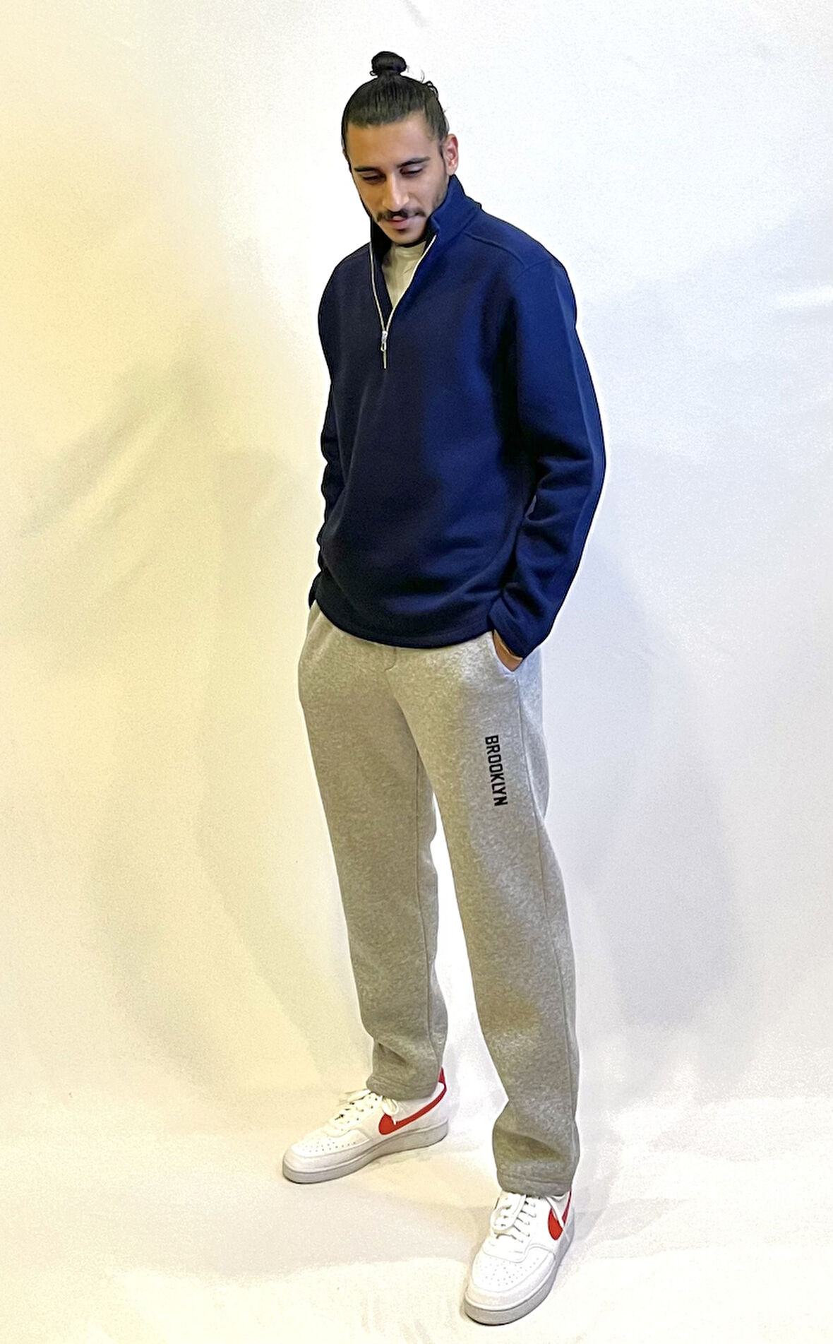 Erkek  Rahat Kalıp İçi Polarlı 3 iplik Yarım Fermuarlı  SweatShırt spr24sw21