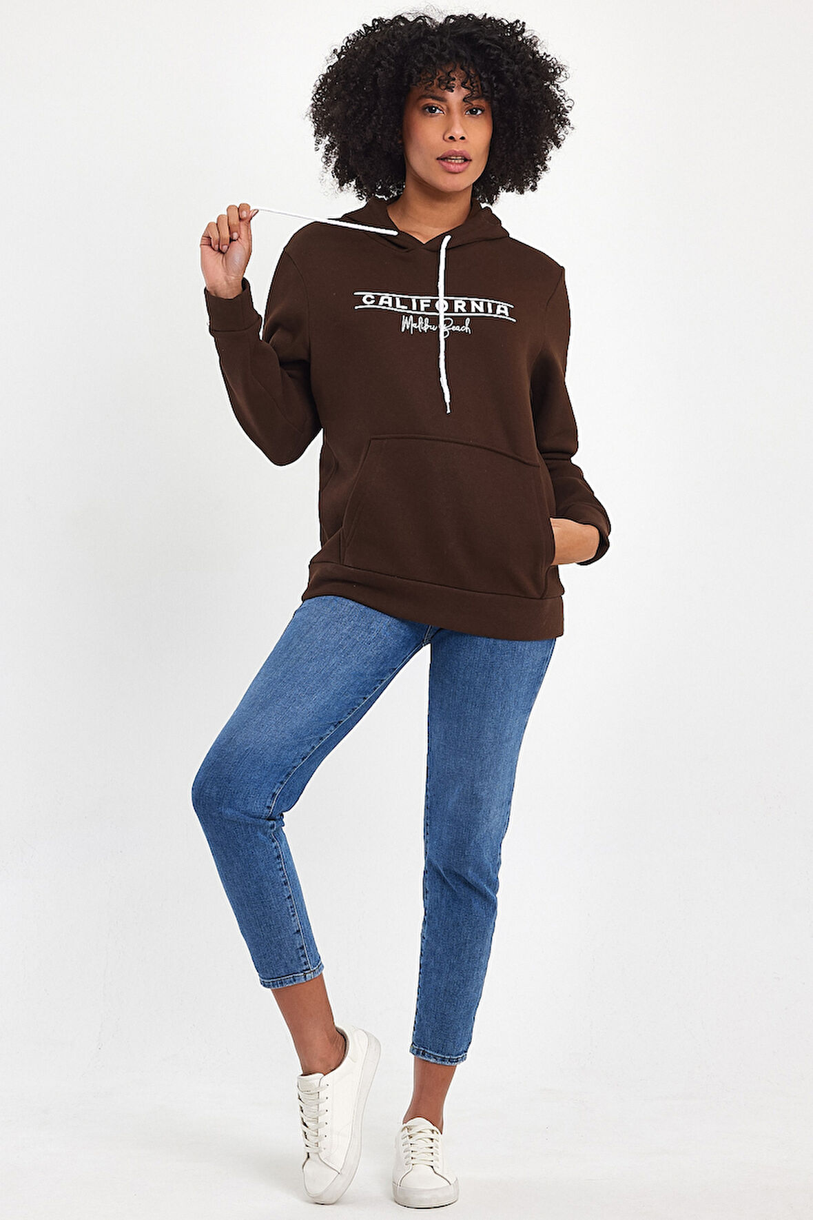 Kadın Kapşonlu Rahat Kalıp İçi Polarlı 3 iplik Californıa Baskılı SweatShırt spr24swk11