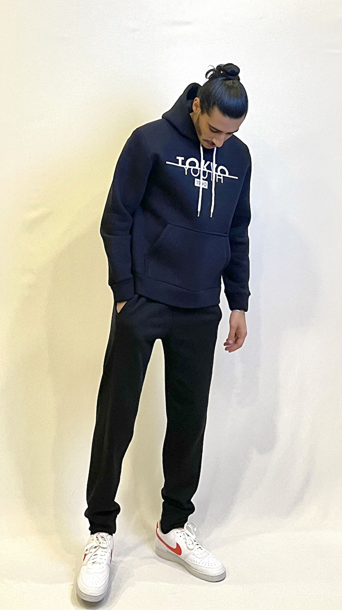  Kapşonlu Rahat Kalıp İçi Polarlı 3 iplik Tokyo Baskılı SweatShırt spr24sw12