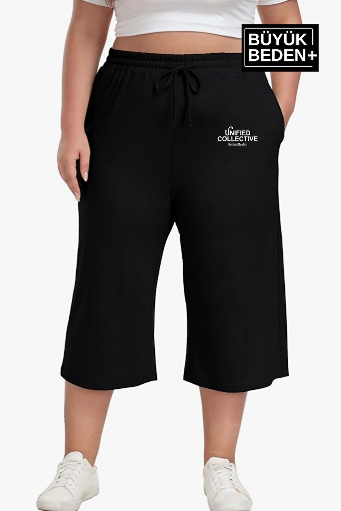 Kadın Büyük Beden Unified Collective Baskılı Standart &Regular Kalıp Şort SPR25BSRK088