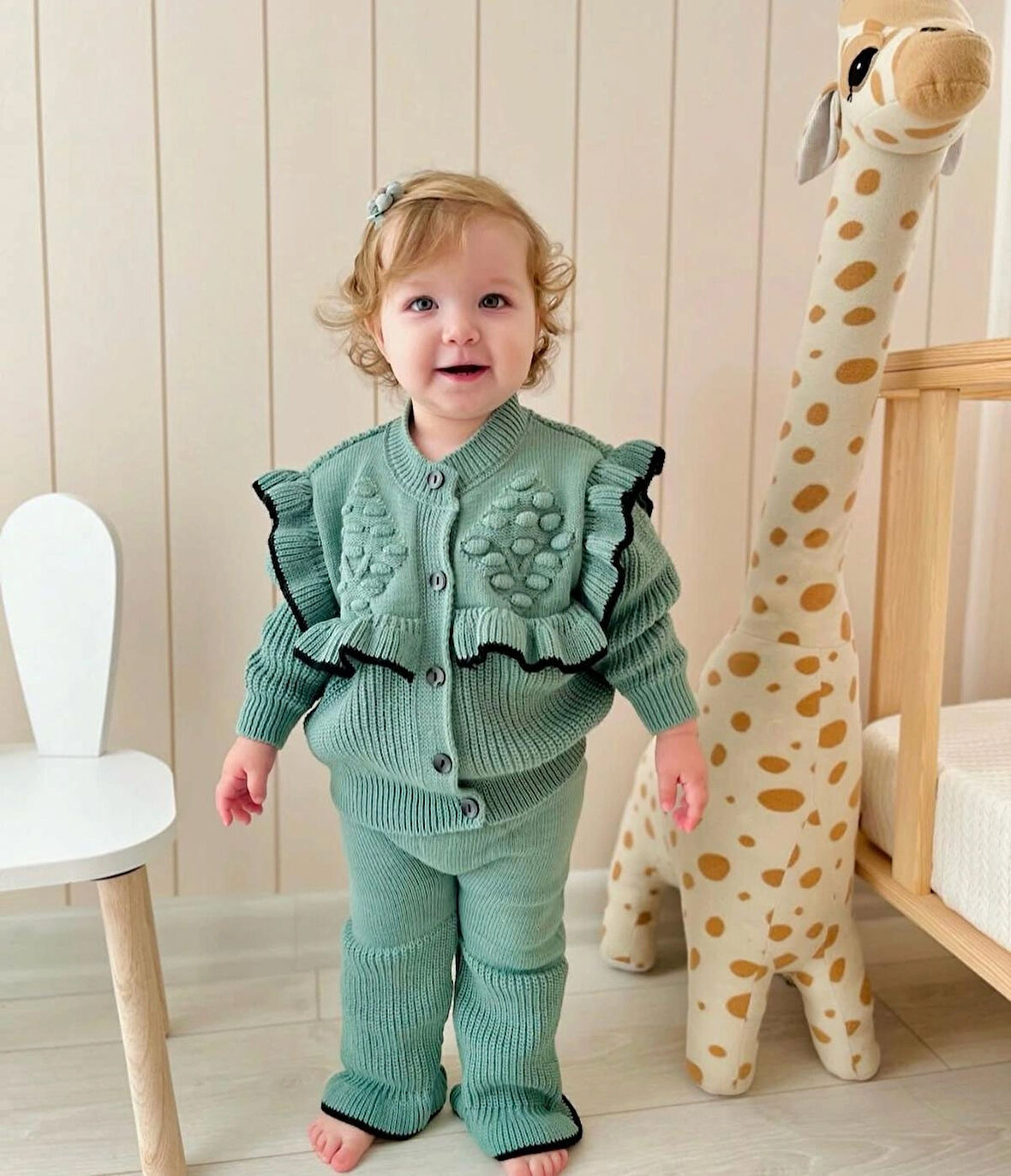 TRİKO ÖRME KAZAK VE PANTOLON TAKIM