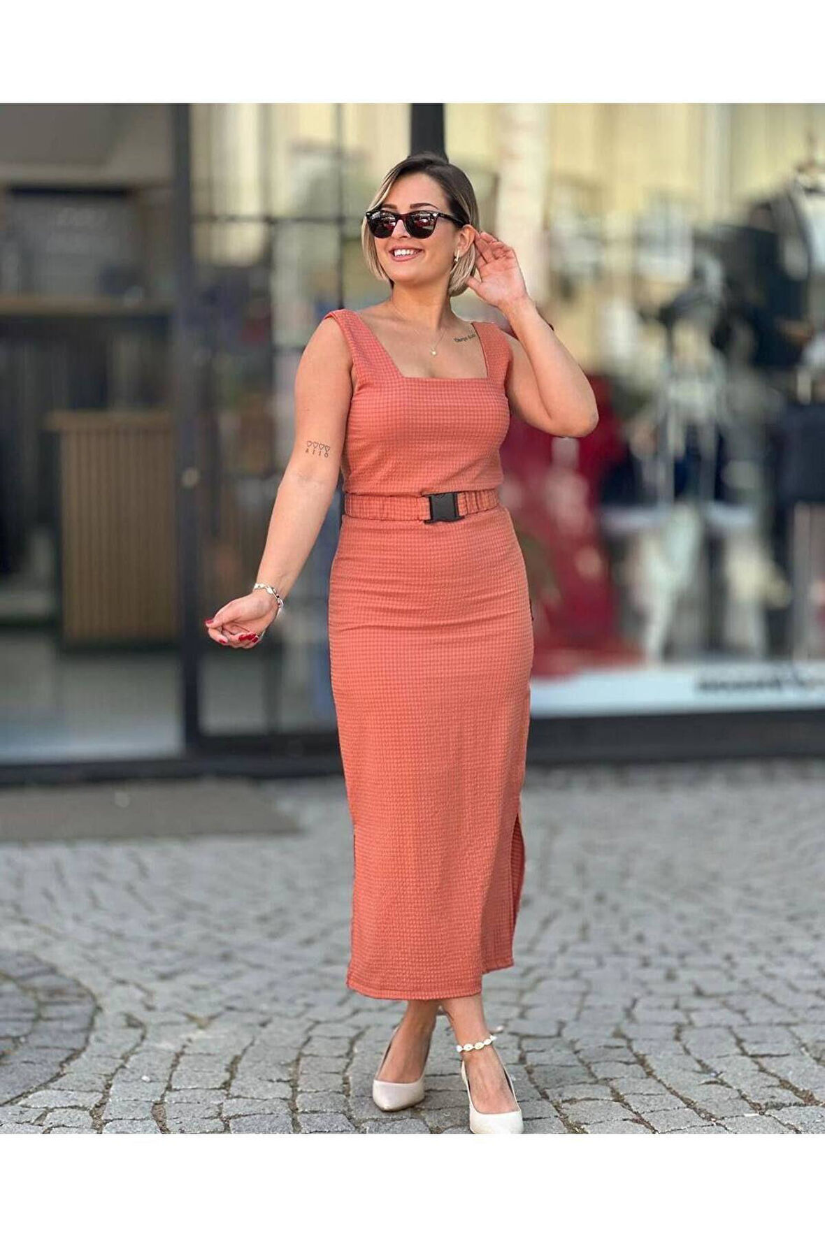 İthal Gofre kumaş içi astarlı elbise