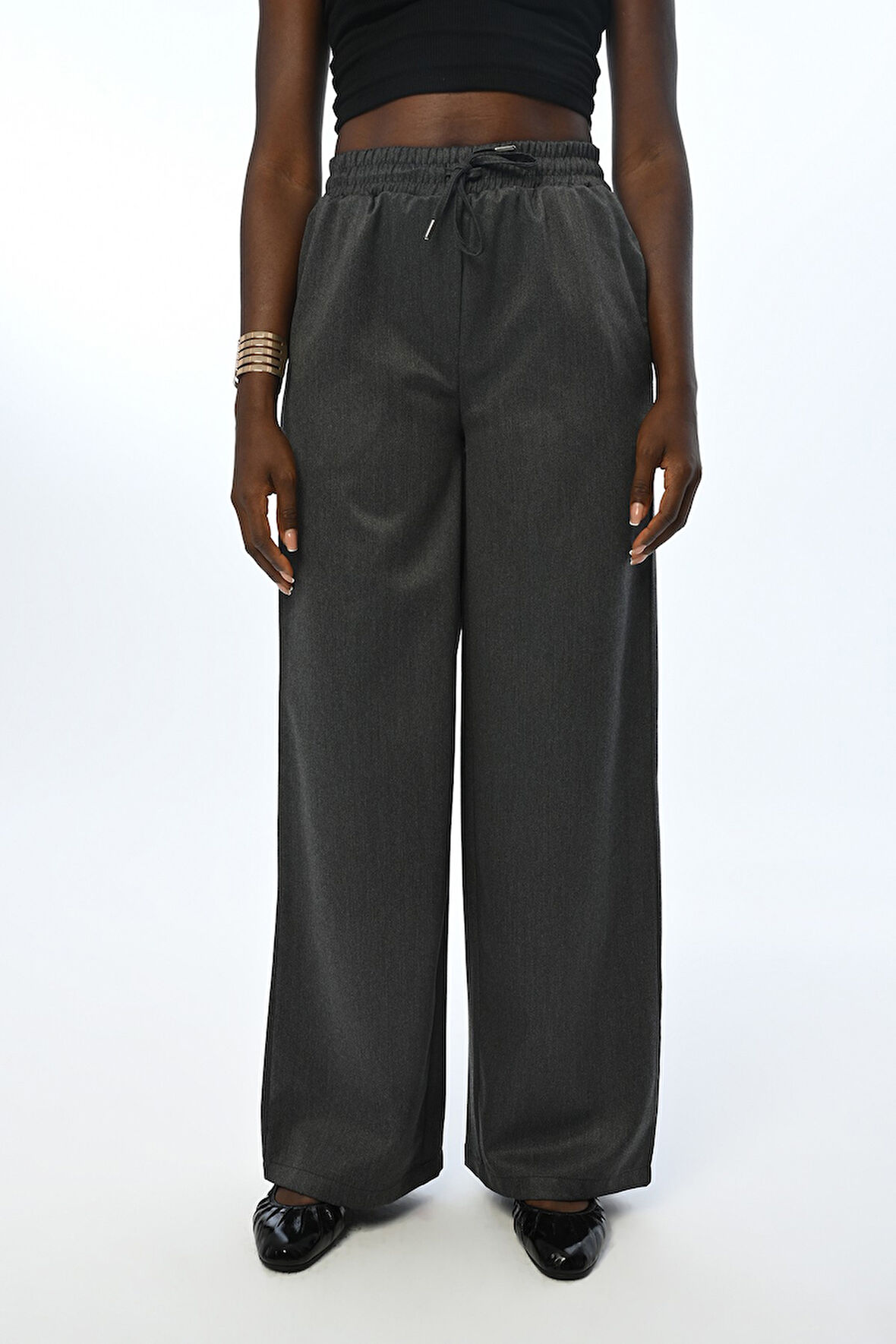 KADIN BELİ LASTİKLİ BOL PAÇA DÜZ RENK PANTOLON