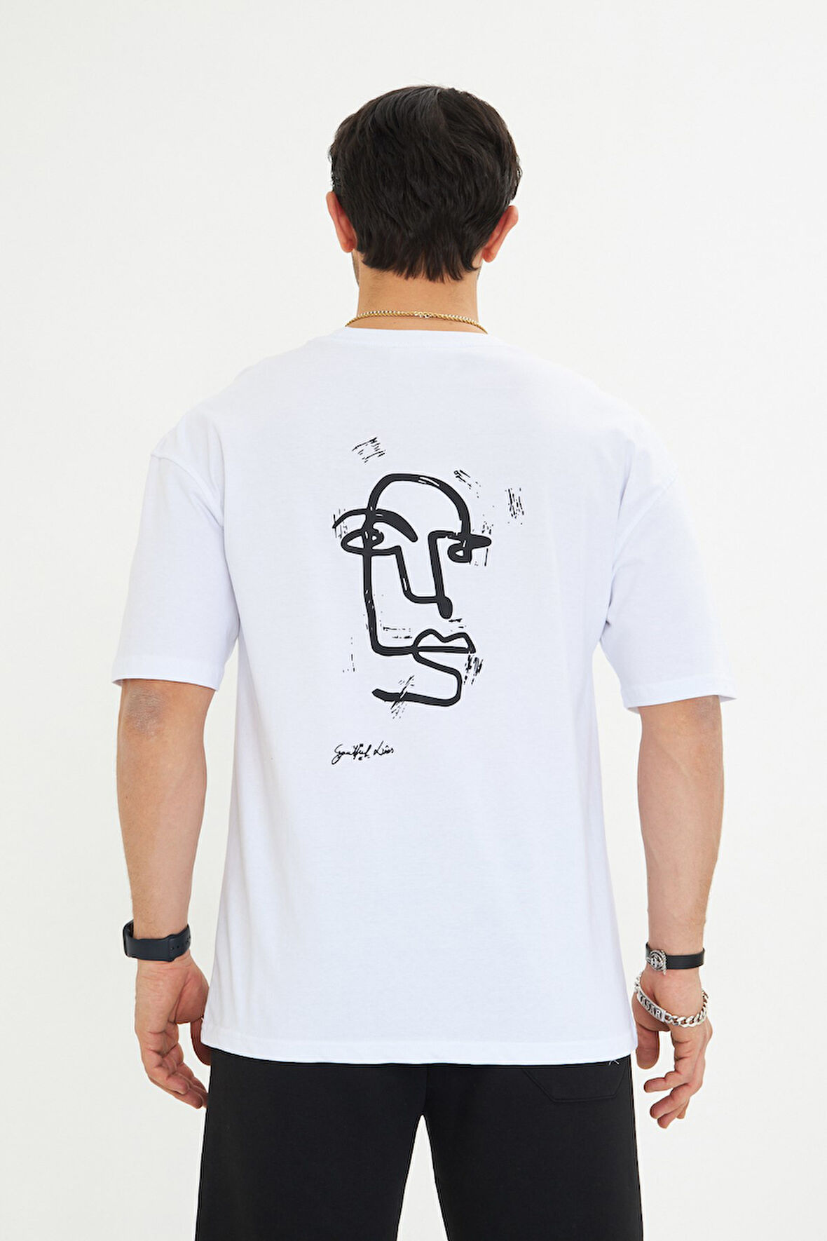 Arka Baskılı, Rahat Kesim, %100 Pamuk Erkek Oversize Siyah Tişört