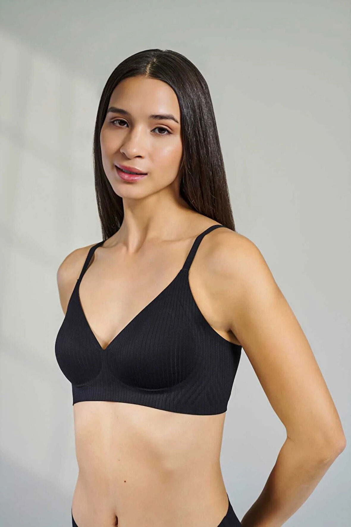 LAZER KESİM SÜTYEN BR102