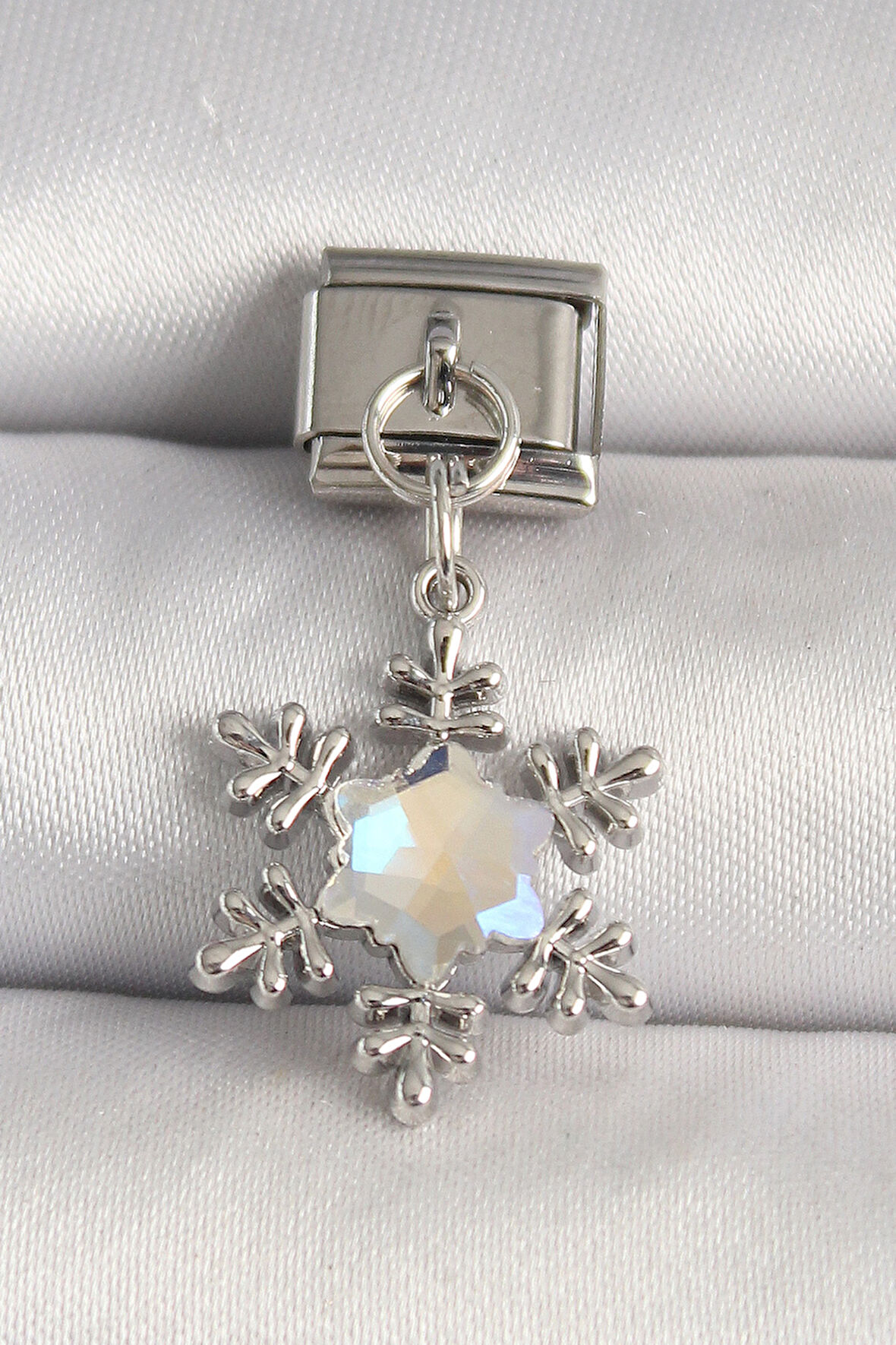 316L Çelik Gümüş Renk Zirkon Taşlı Kar Tanesi Model Nomination Charm