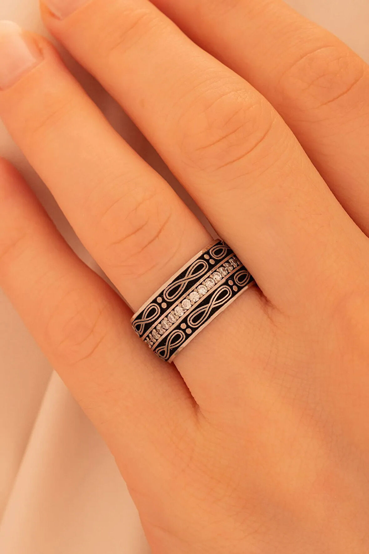 Kadın Gümüş Yüzük - 925 Ayar Sonsuzluk Model Gümüş Alyans Yüzük