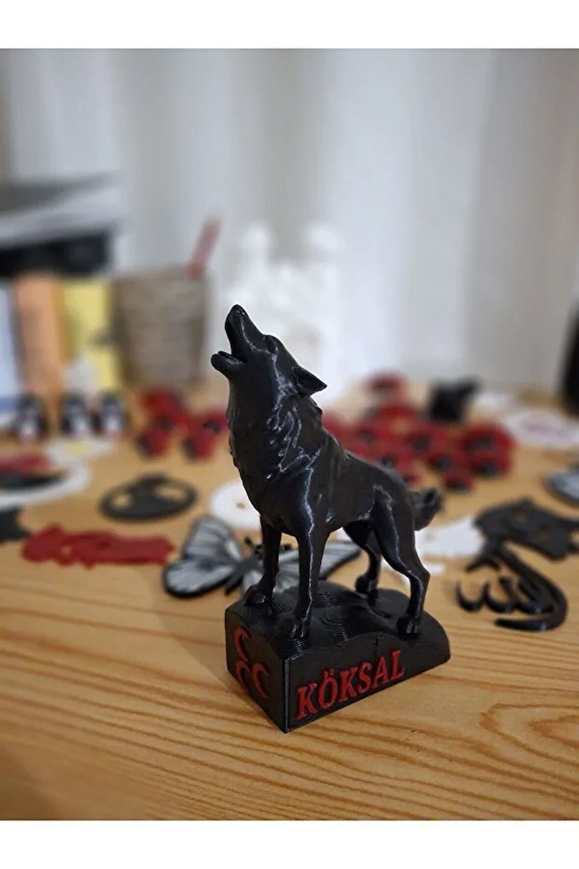 Kişiye Özel İsimli Uluyan Bozkurt Figürü