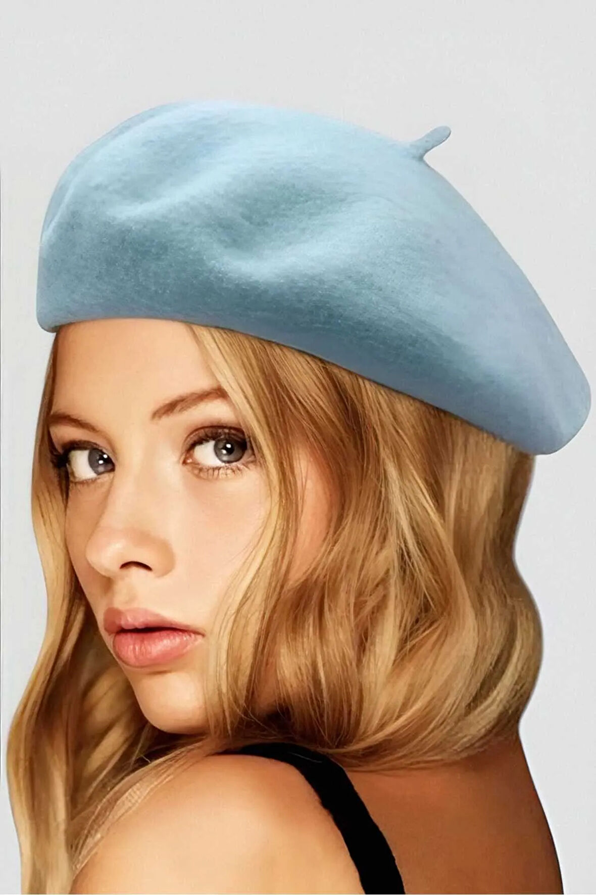 Uniquetrenders Kadın Fransız Ressam Bere