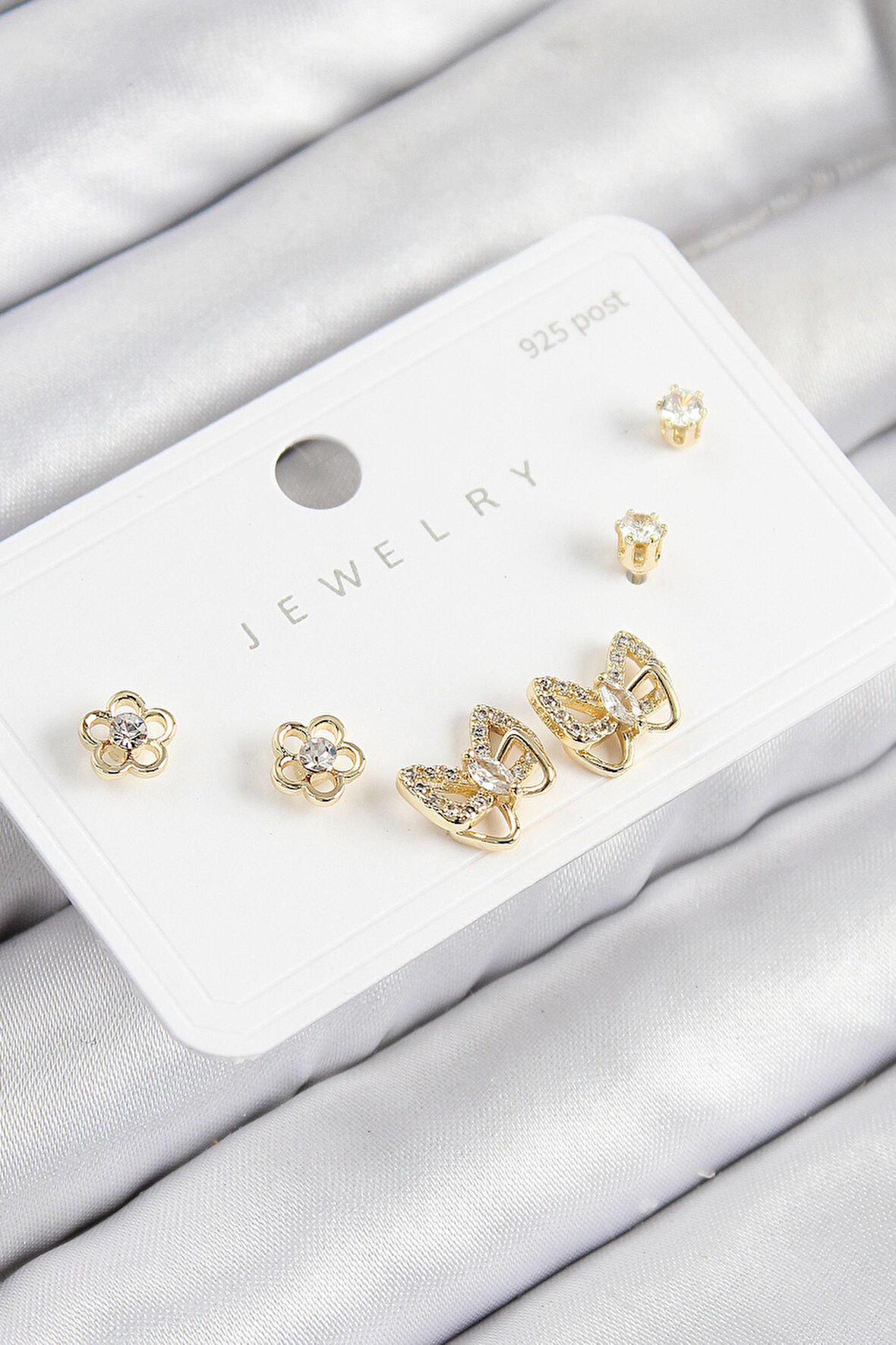 Pirinç Zirkon Taşlı Kelebek Model Gold Renk 925 Ayar Gümüş Çivi Kadın Küpe Set