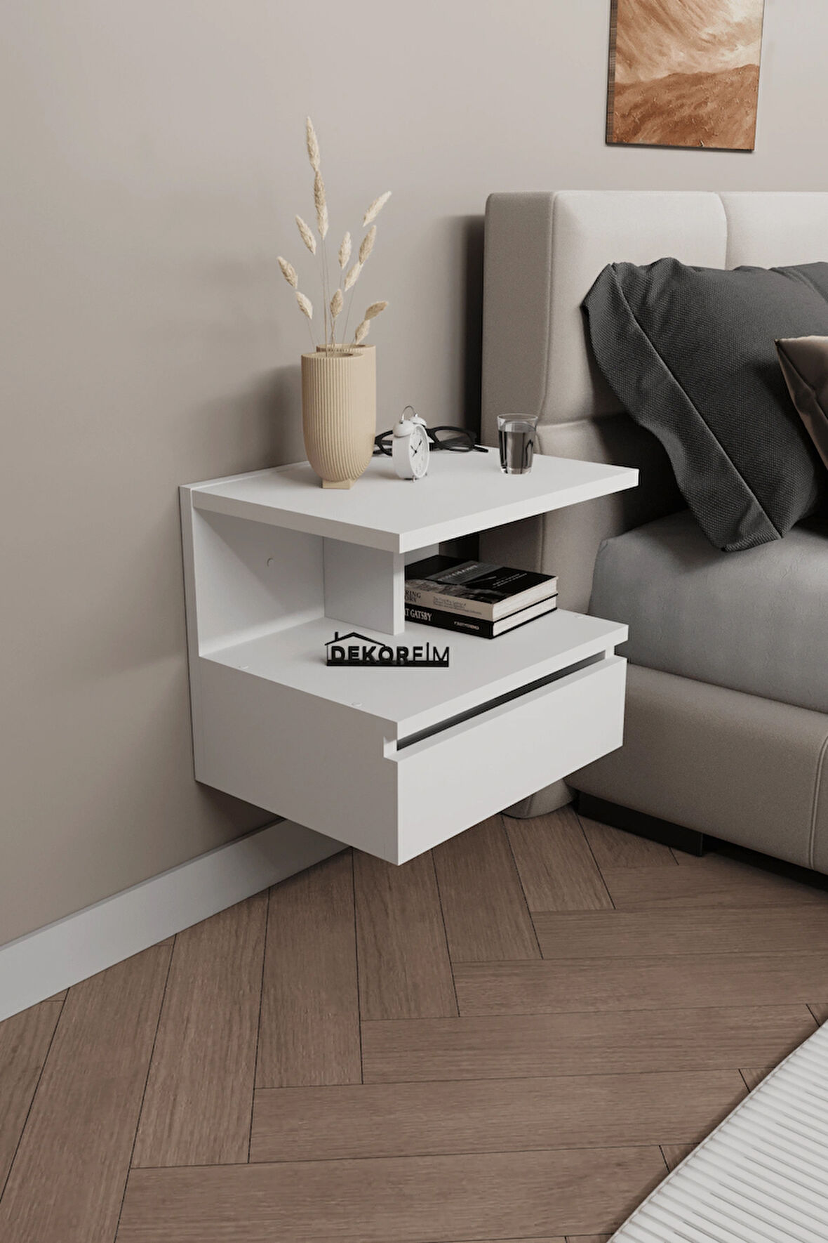 DF12101B Duvara Monte Komodin