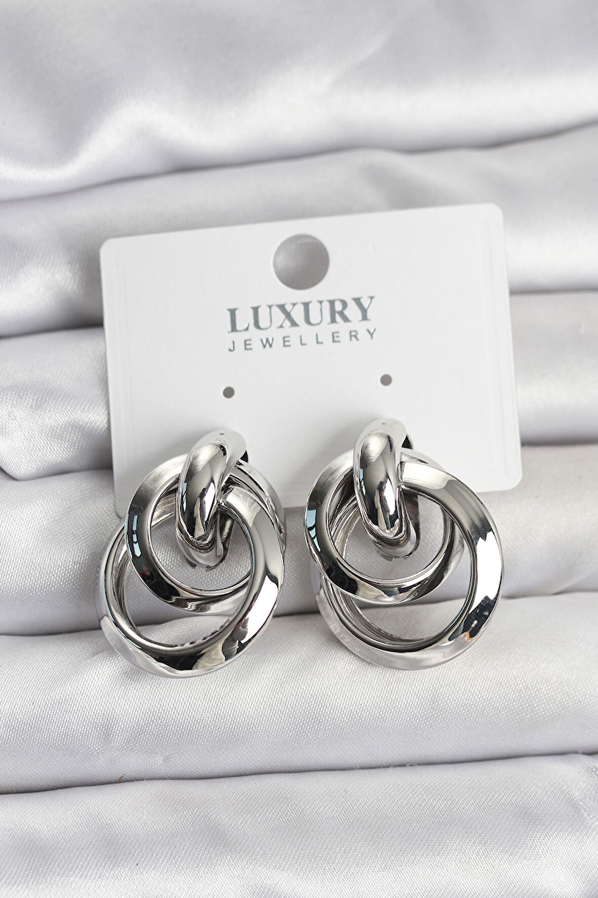 Gümüş Renk Halka Model Pirinç Kadın Küpe