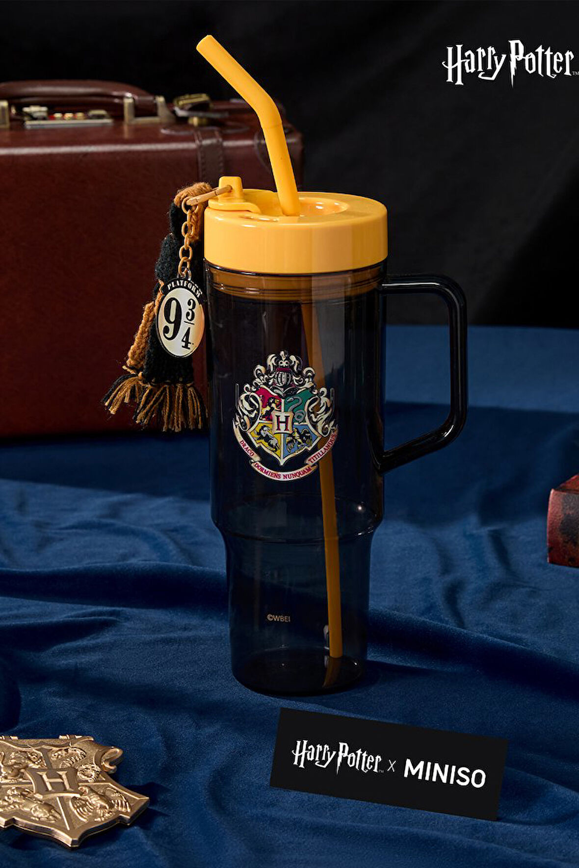 Harry Potter Lisanslı Kulplu Plastik Şişe (1250ml) - Hogwarts