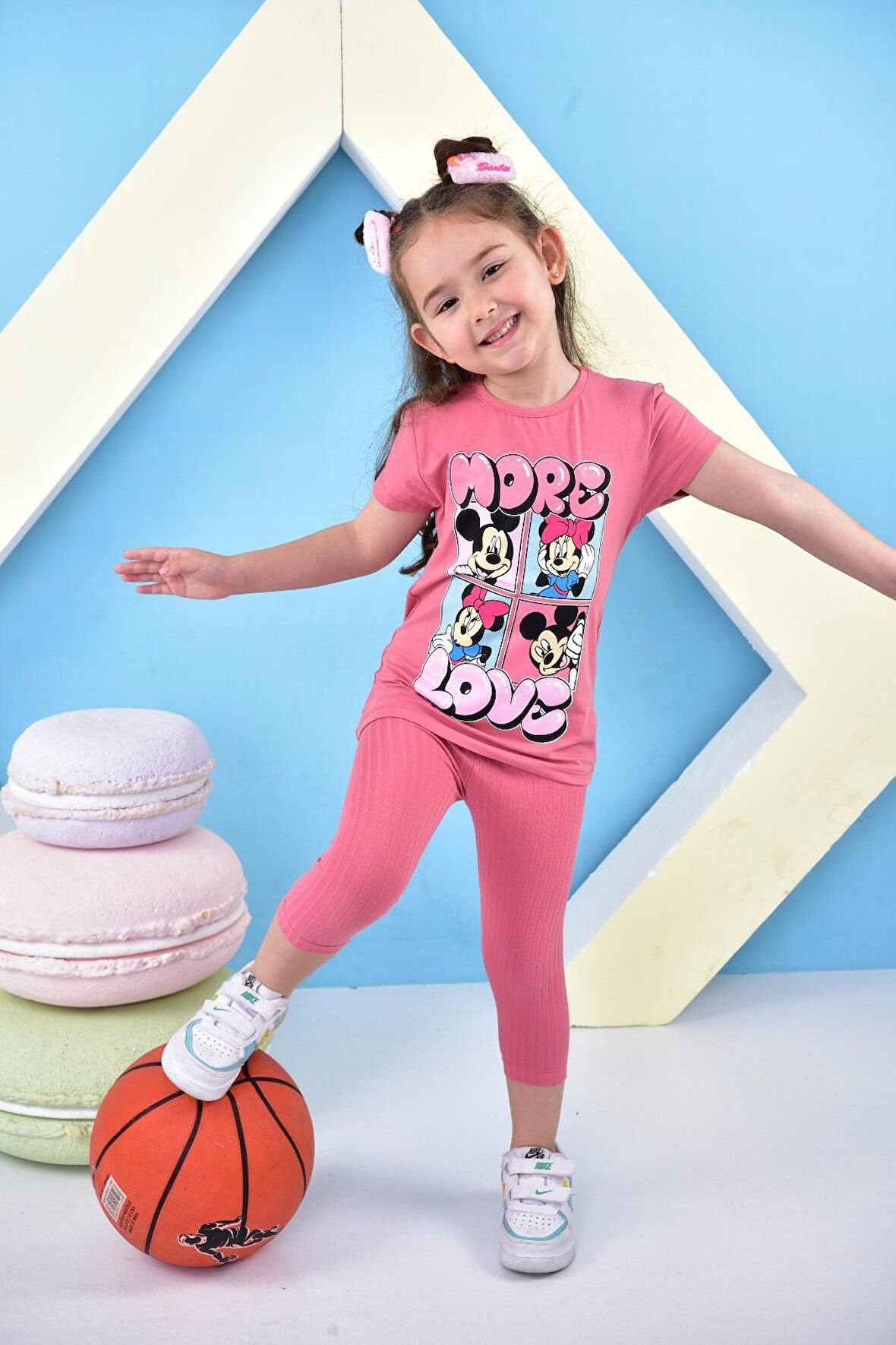 Kız Çocuk T-shirt Minie Mouse More Basklı Taytlı Takım
