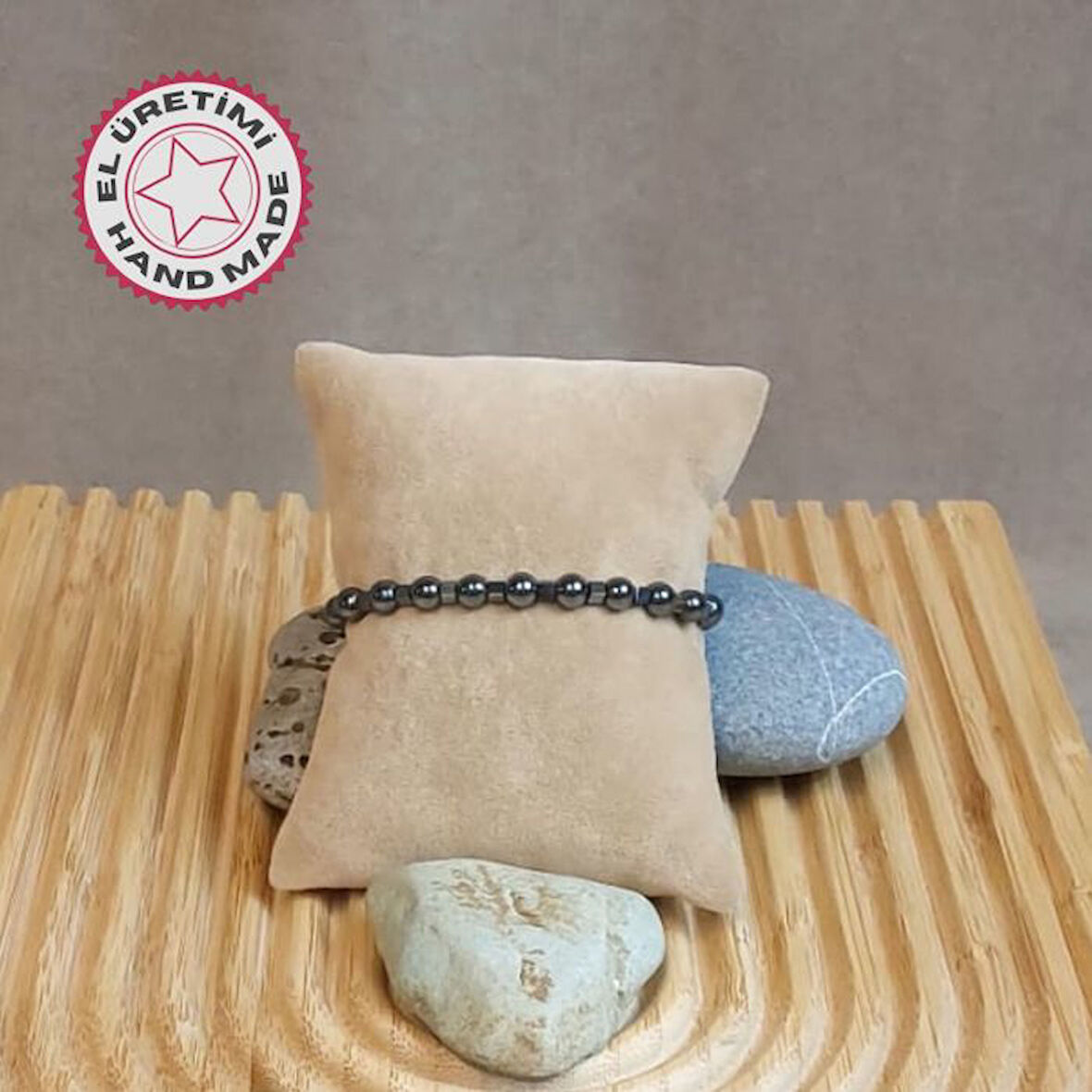 Uretti - Özlem 9422 7440 Silindir Model Hematit Doğal Taş Erkek Bileklik