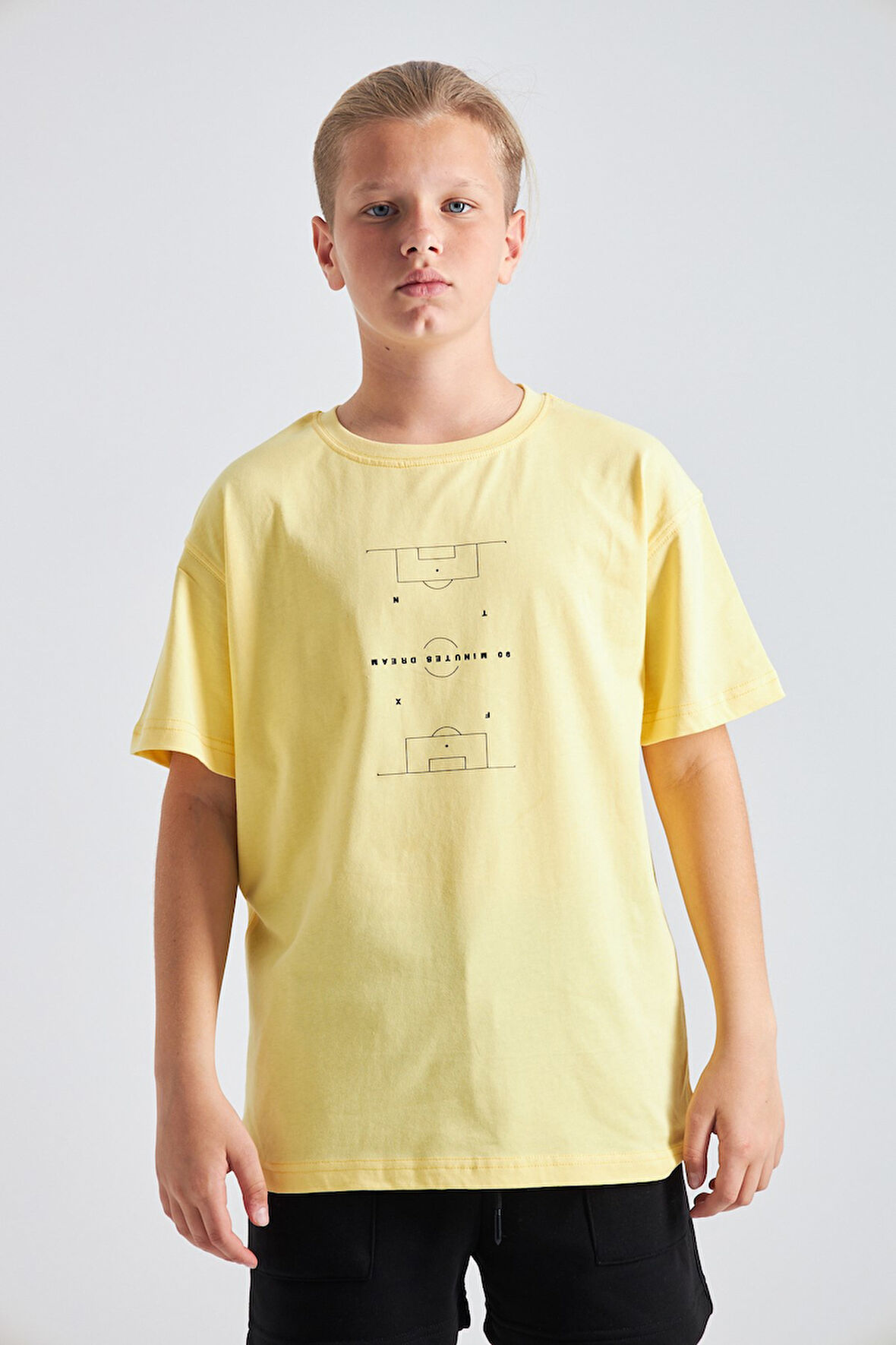 Futbol Sahası Desenli %100 Pamuk Erkek Çocuk  Oversize Tişört