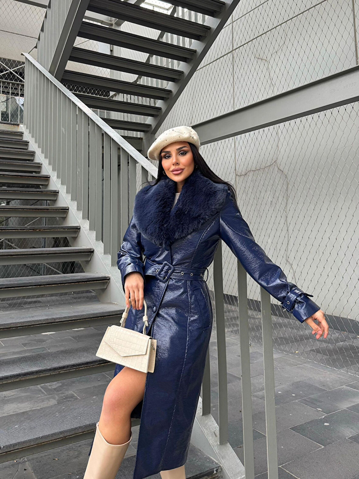 Kürk Detaylı Suni Deri Kaban