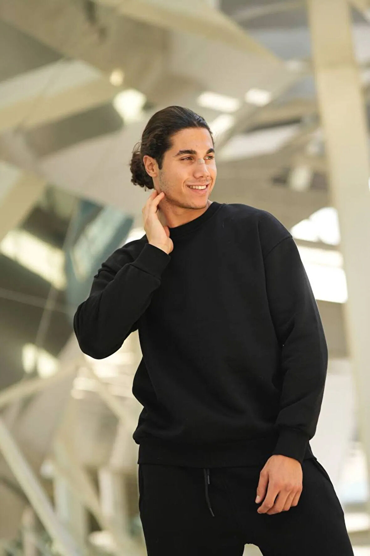 ÖZEL ÜRETİM OVERSİZE KAPŞONSUZ SWEATSHİRT